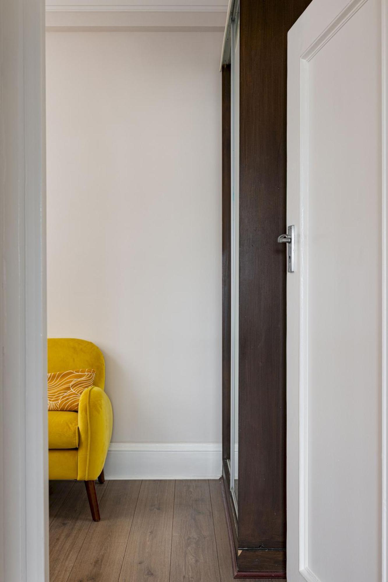 4-bdr Stunning Kensington Penthouse * London
