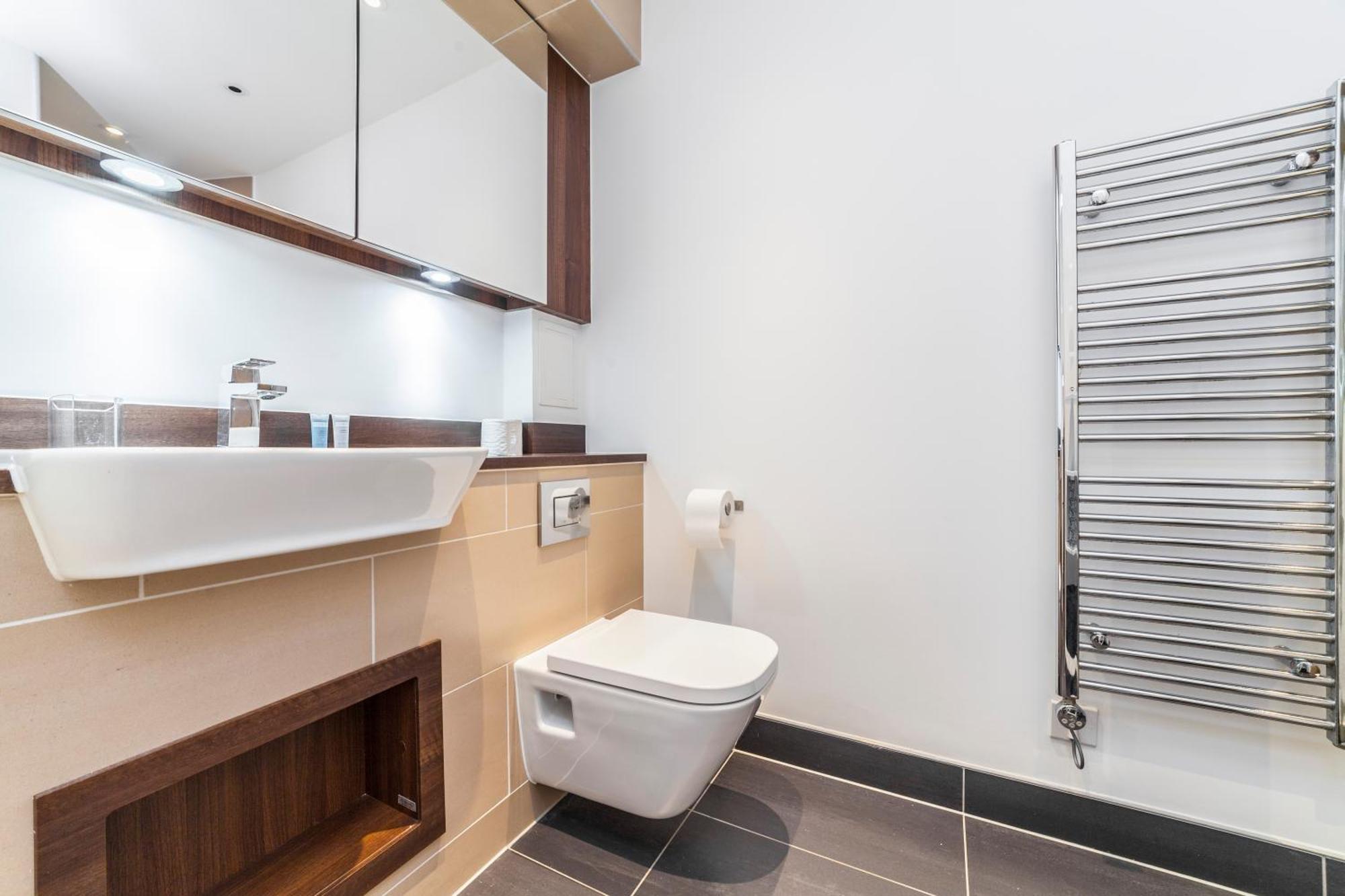 Appartement Chic Sun-filled 1 Bdr With Private Terrace *
