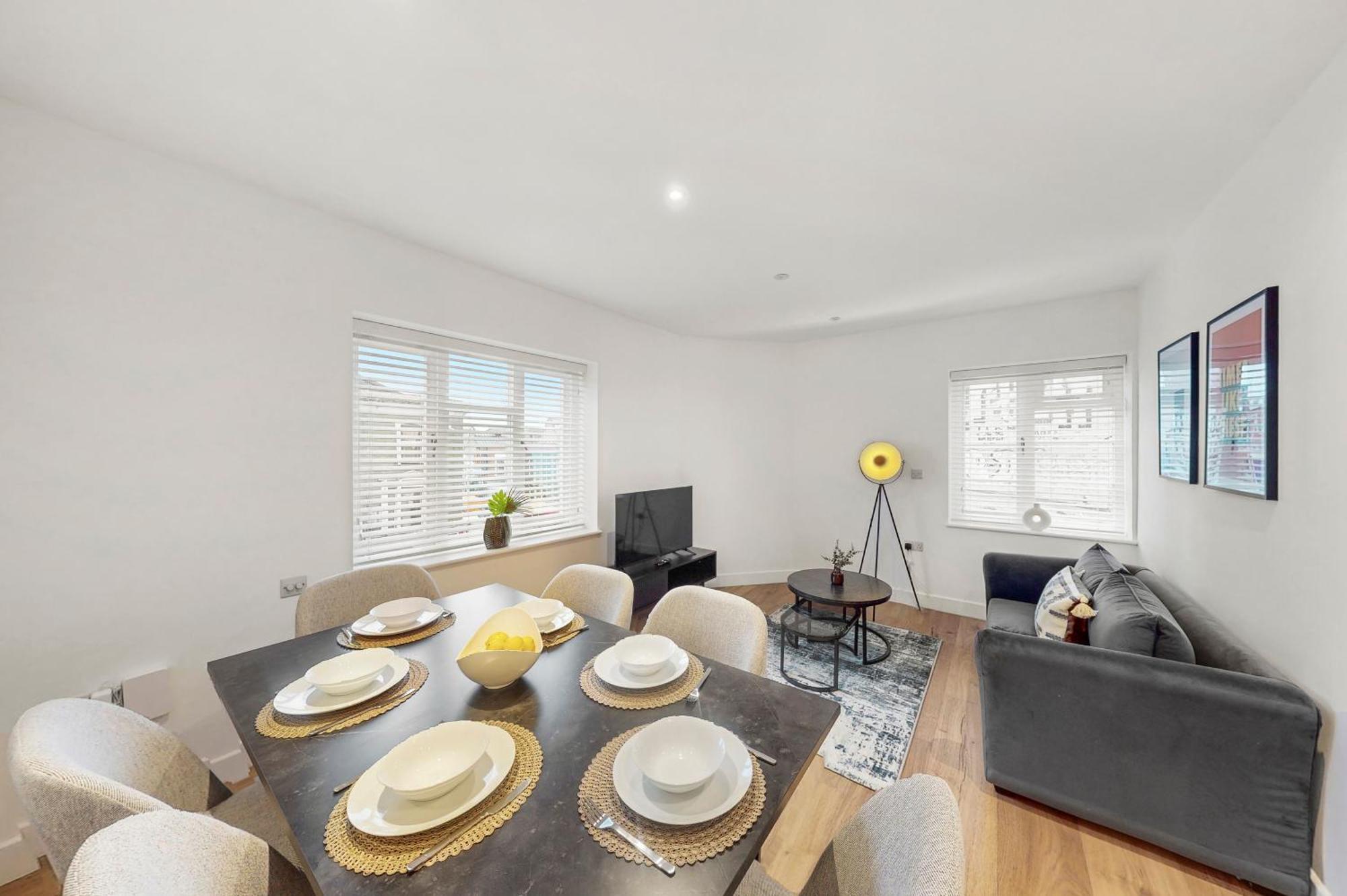 Stylish & Spacious Modern Near Dalston Kingsland Station * London