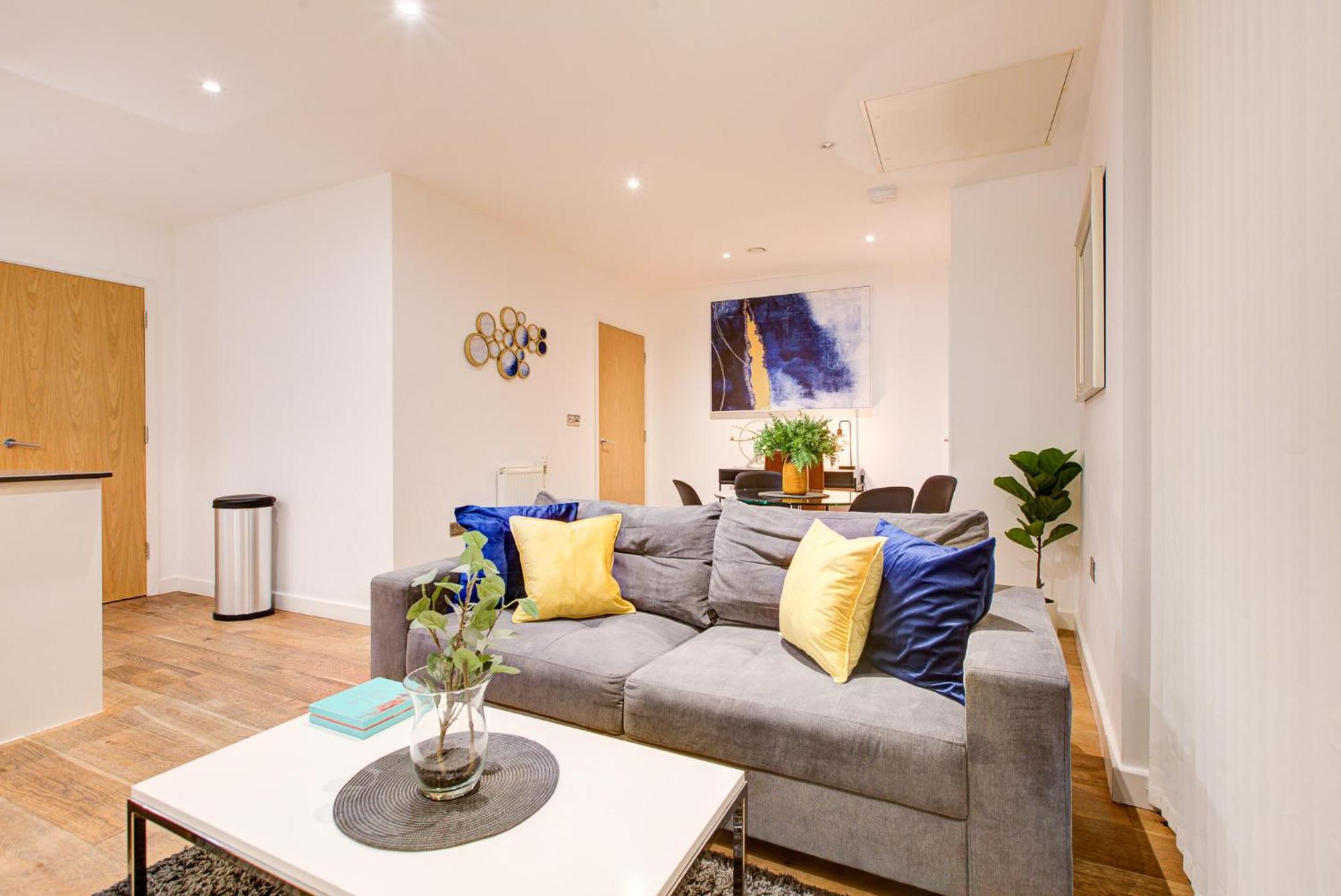 Hybrid Resi - London, Greenwich Near O2 Arena