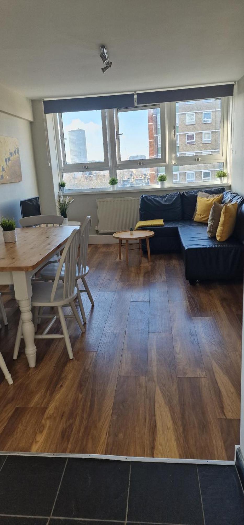 Beautiful 3-bedroom Flat With Stunning Views Londen