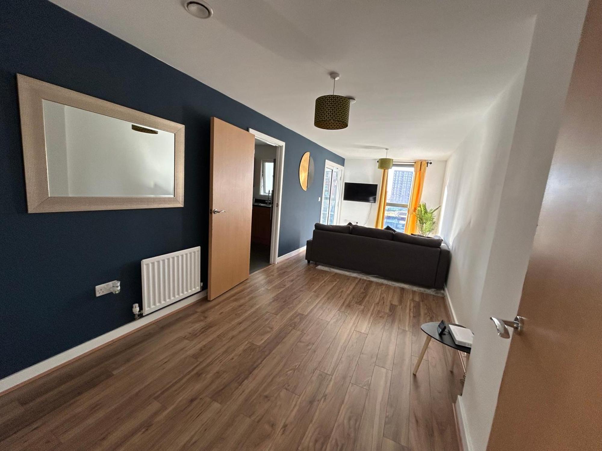 Stylish & Spacious 2-bed In Hale Village - Perfect For Your Stay! * Londres