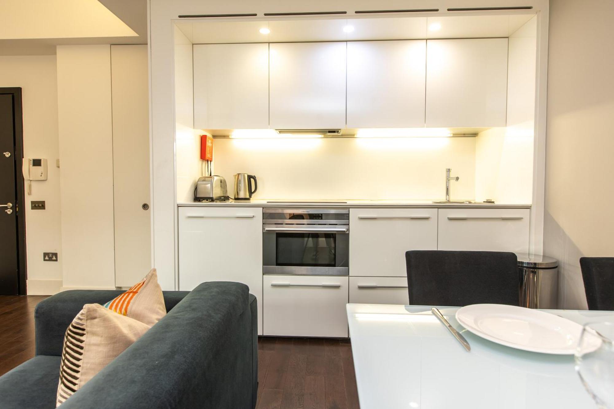Apartment Modern 1br Flat, 2min Tube