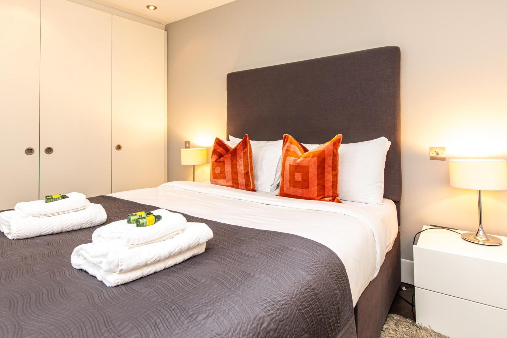 Modern 1br Flat, 2min Tube