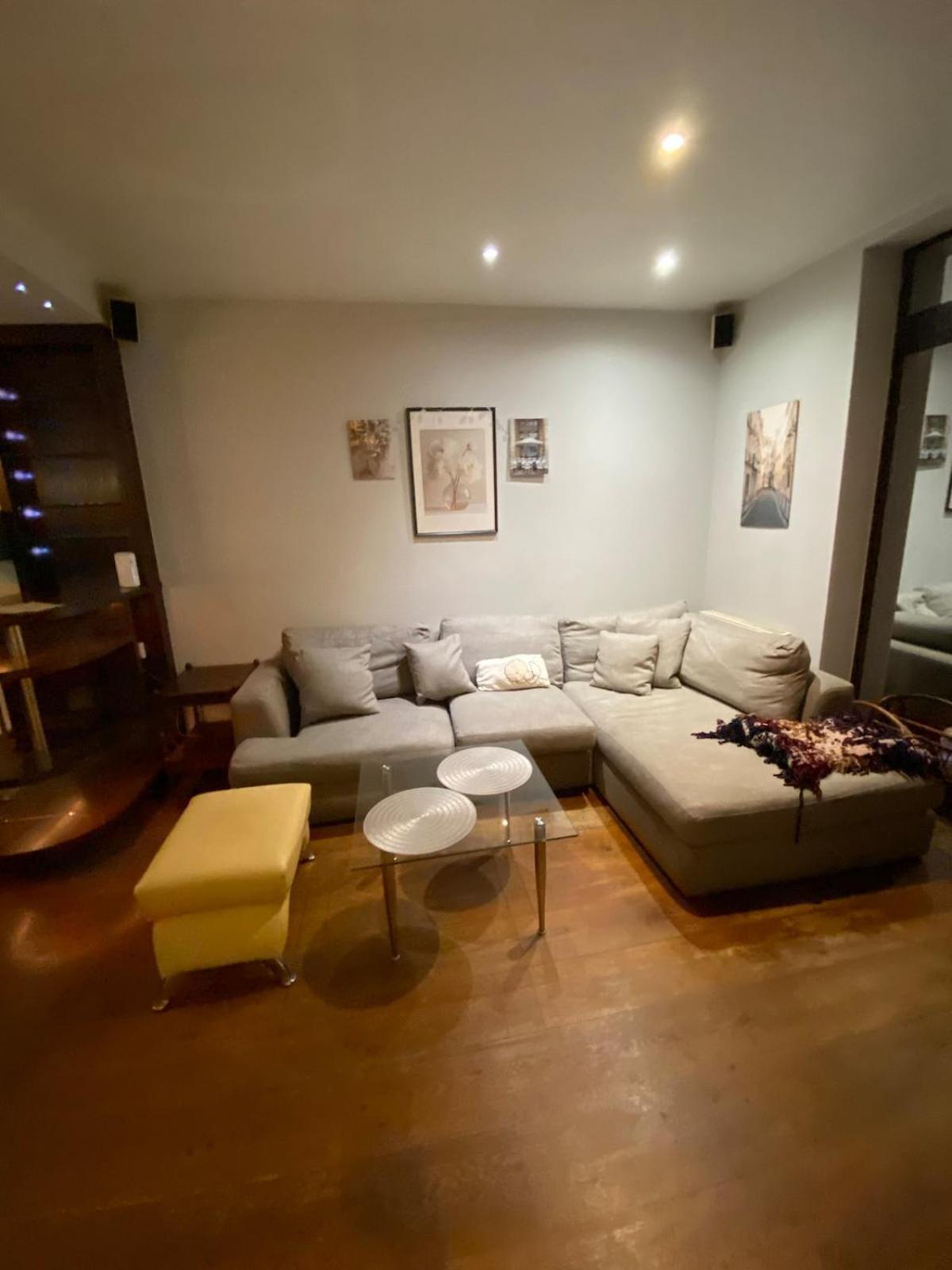 Hébergement de vacances House For 7, Garden With Pond, 20min From Heathrow