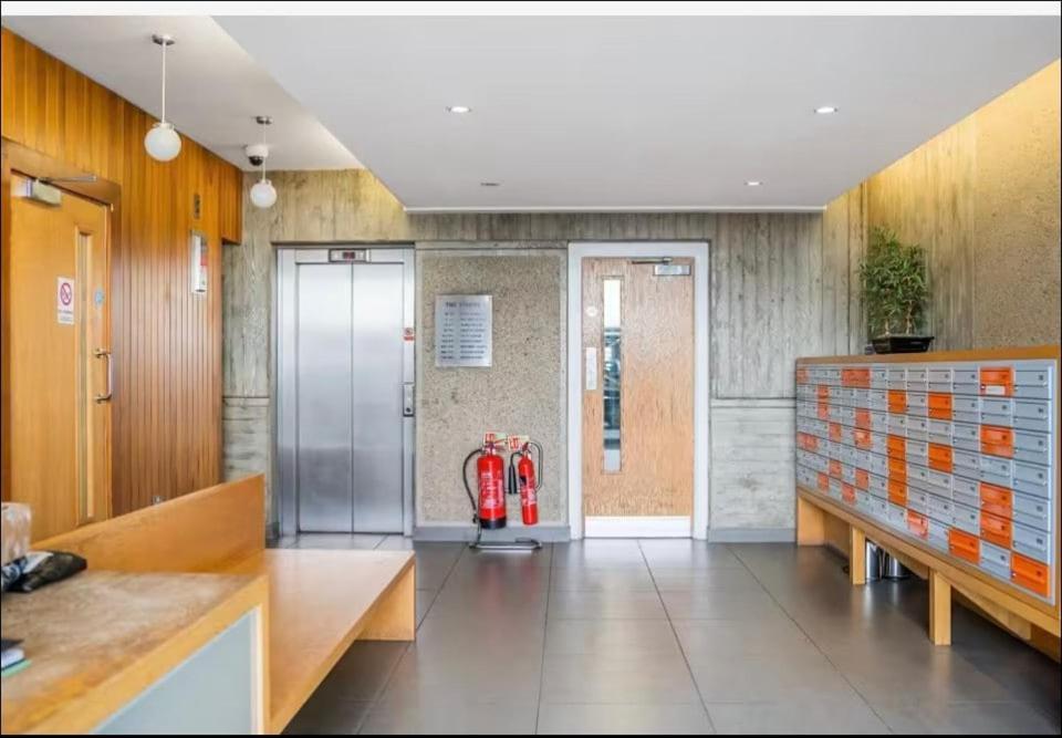 Appartement O2 & Excel Zone 2 Sleeps 6 Londres