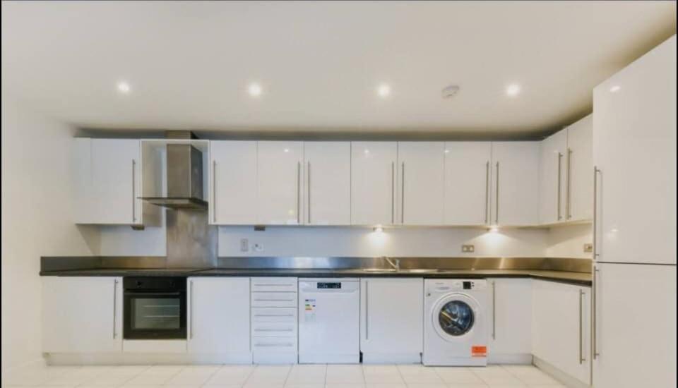 O2 & Excel Zone 2 Sleeps 6 Appartement Londres