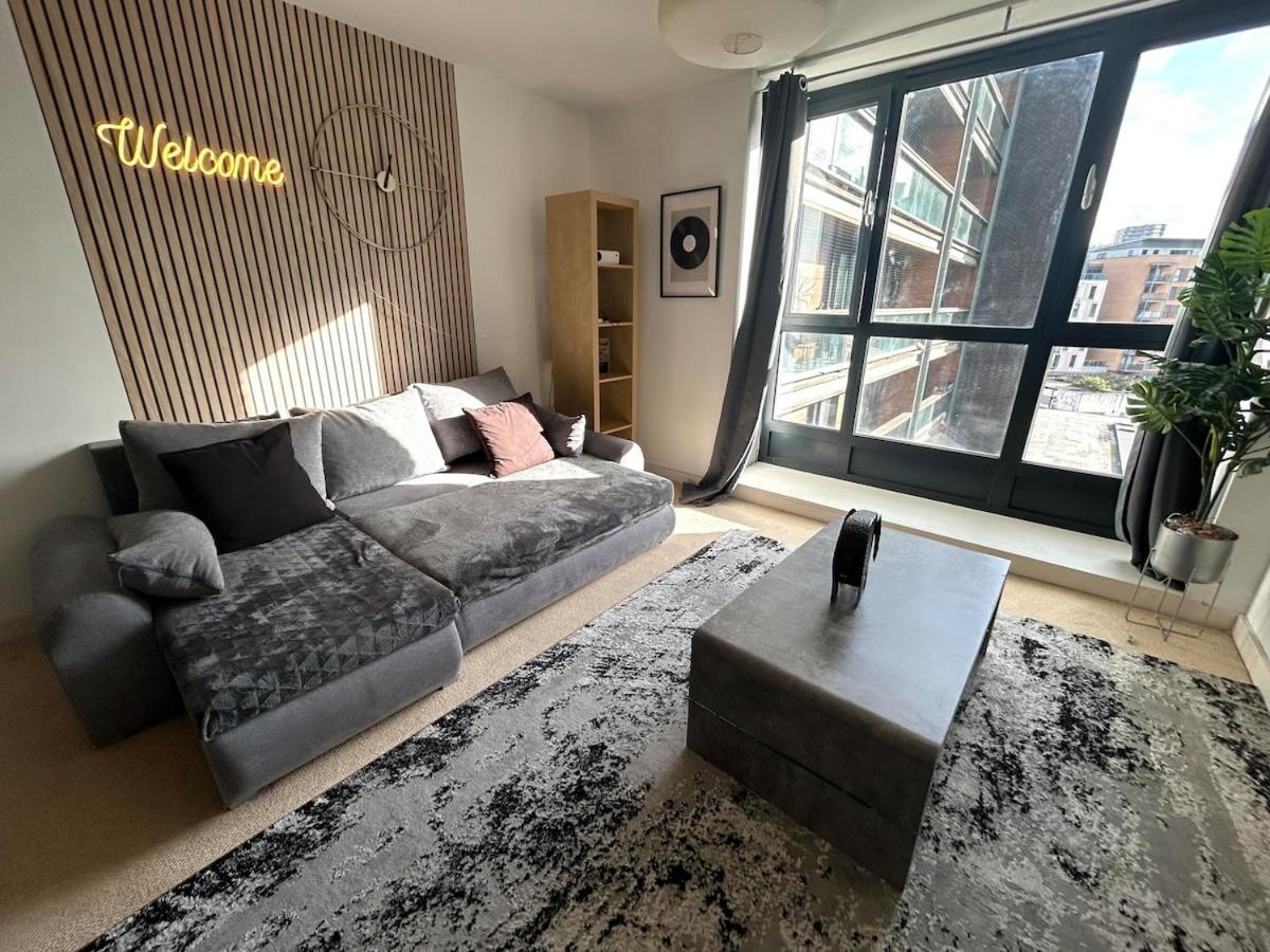 O2 & Excel Zone 2 Sleeps 6 Londres