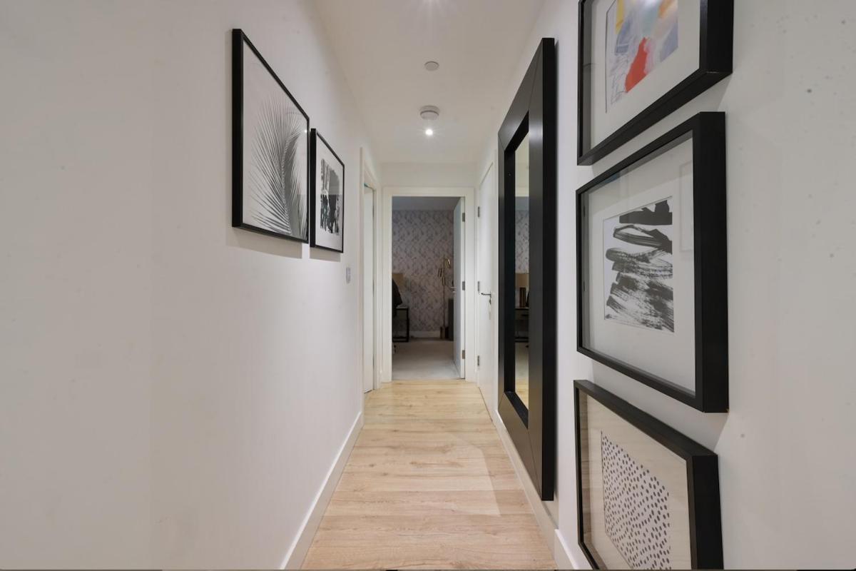 Luxury Boutique Designer Apartment- Tube Access- Zone 1 Appartement