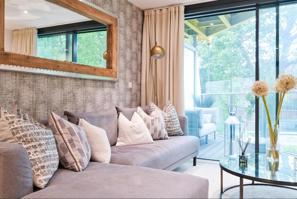 Luxury Boutique Designer Apartment- Tube Access- Zone 1 * Londres