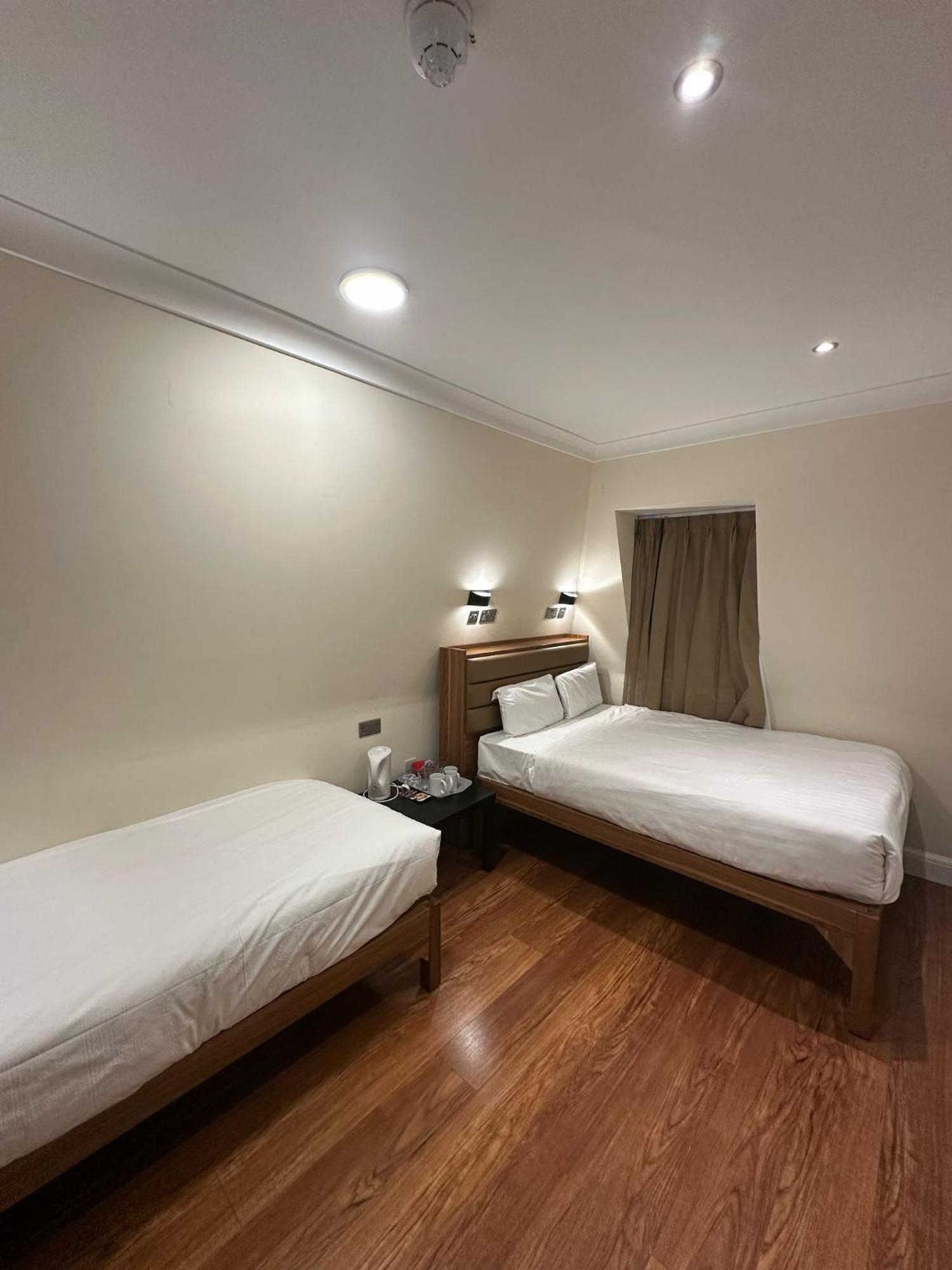 Olympia Inn Hotel Hotel 3*