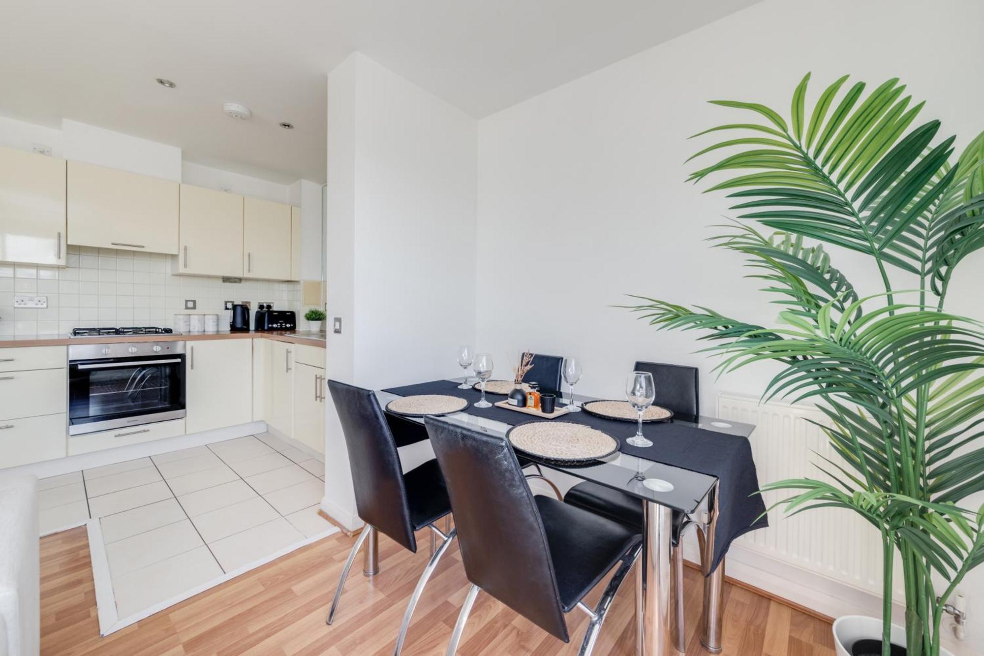 Large 3 Bedroom - Large Terrace With Sunset Views Londres