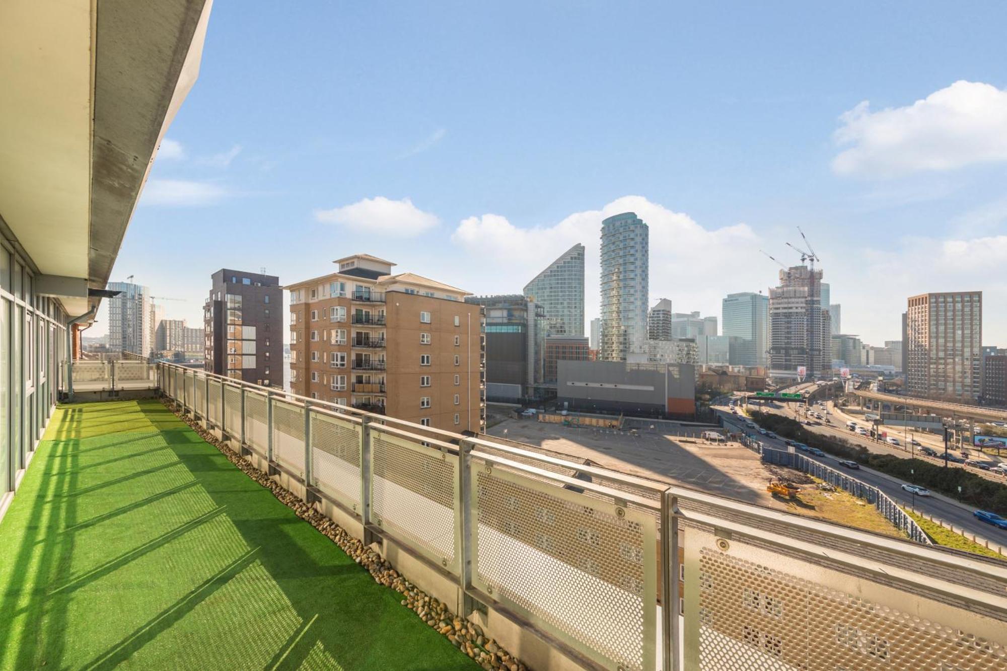 Appartement Large 3 Bedroom - Large Terrace With Sunset Views Londres