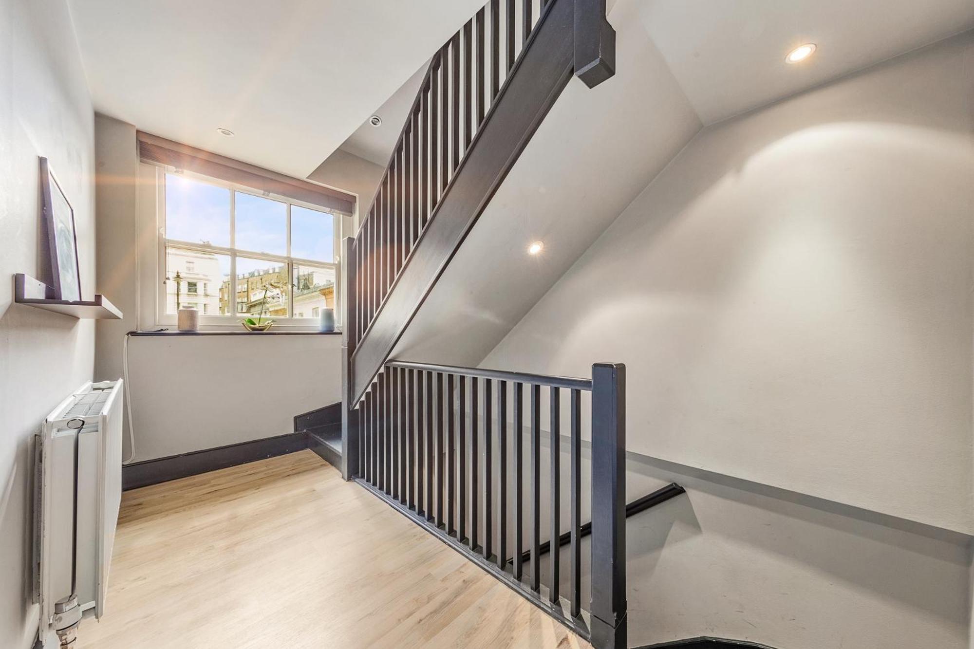 Townhouse With Rooftop By Hyde Park * London