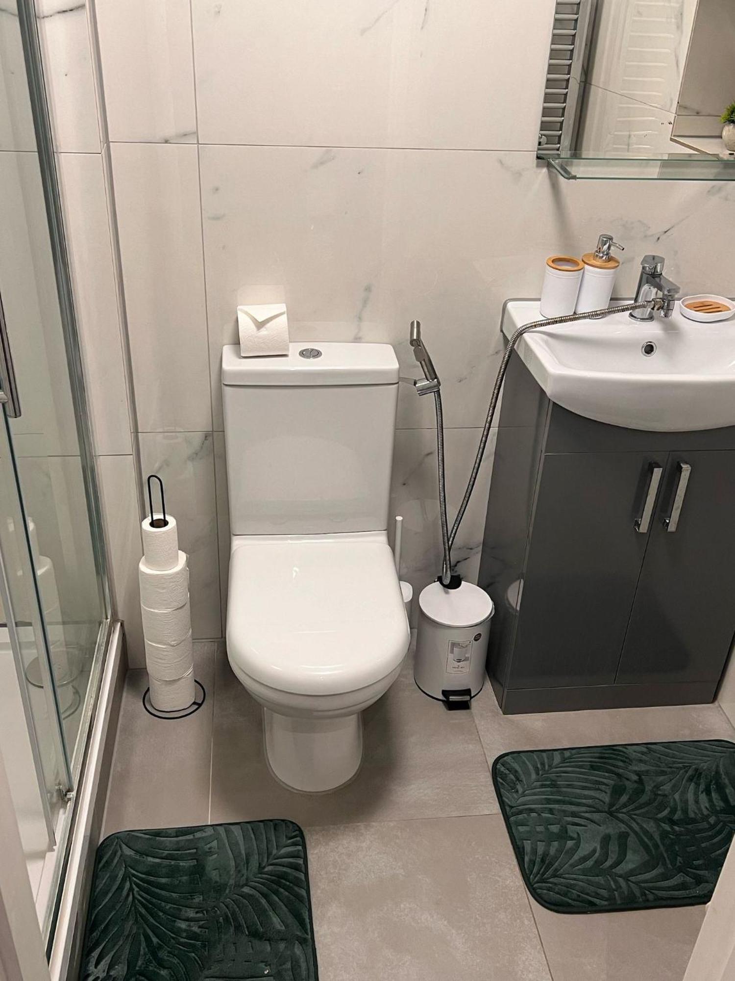 Studiosleeps2-gardenview-parking-internet-patio * Londres