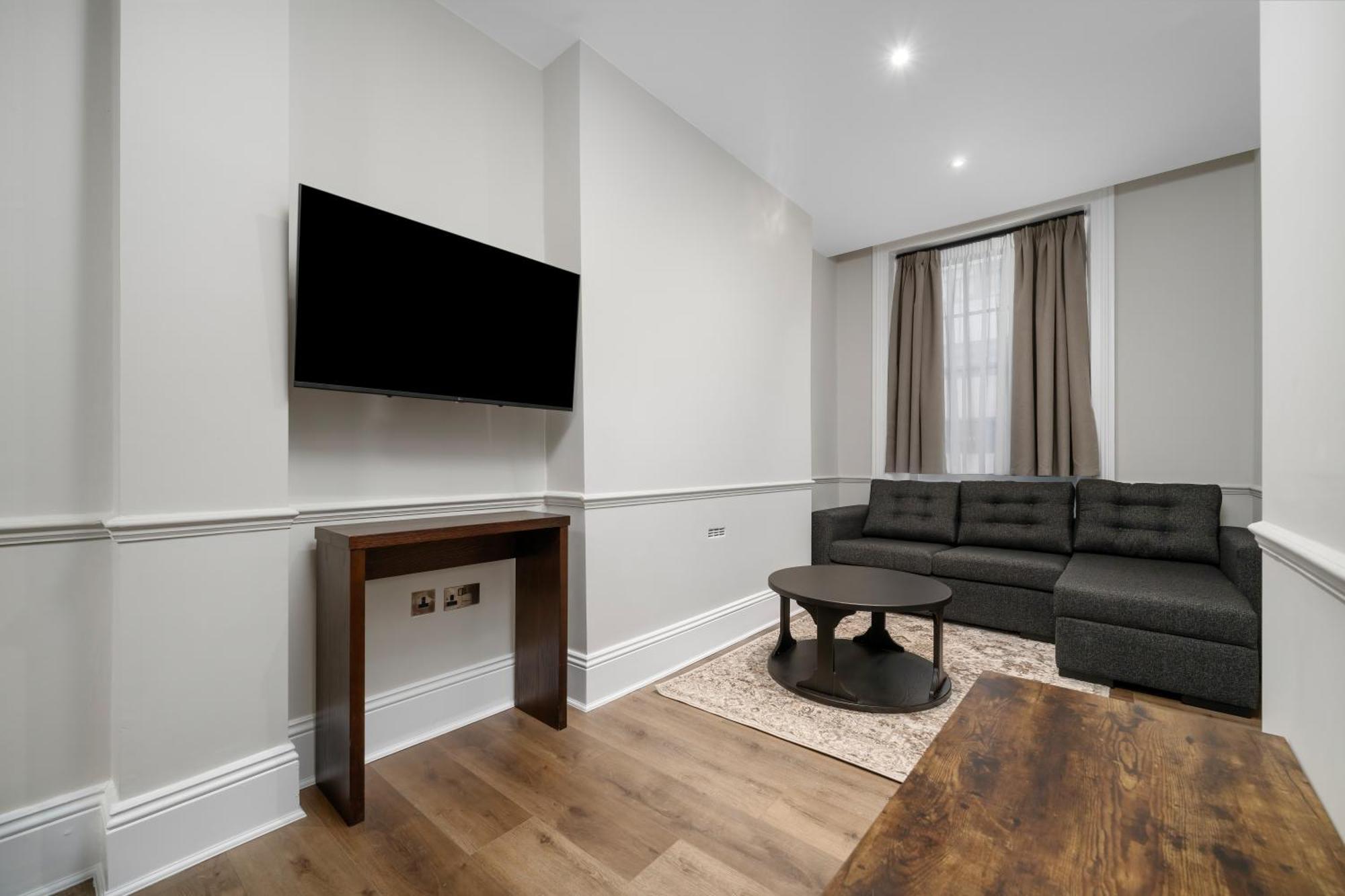 Fitzrovia Modern *