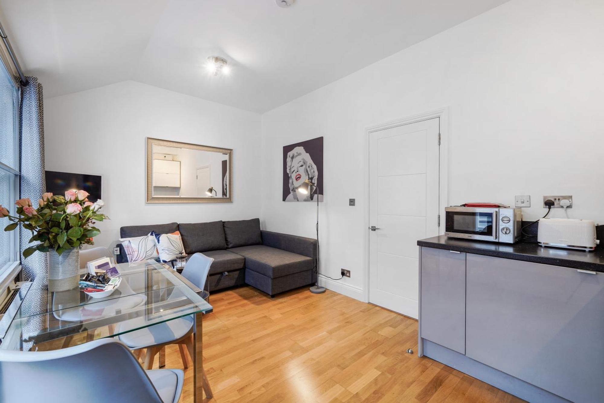 4, Soho 2nd Floor By Indigo Flats * Londen
