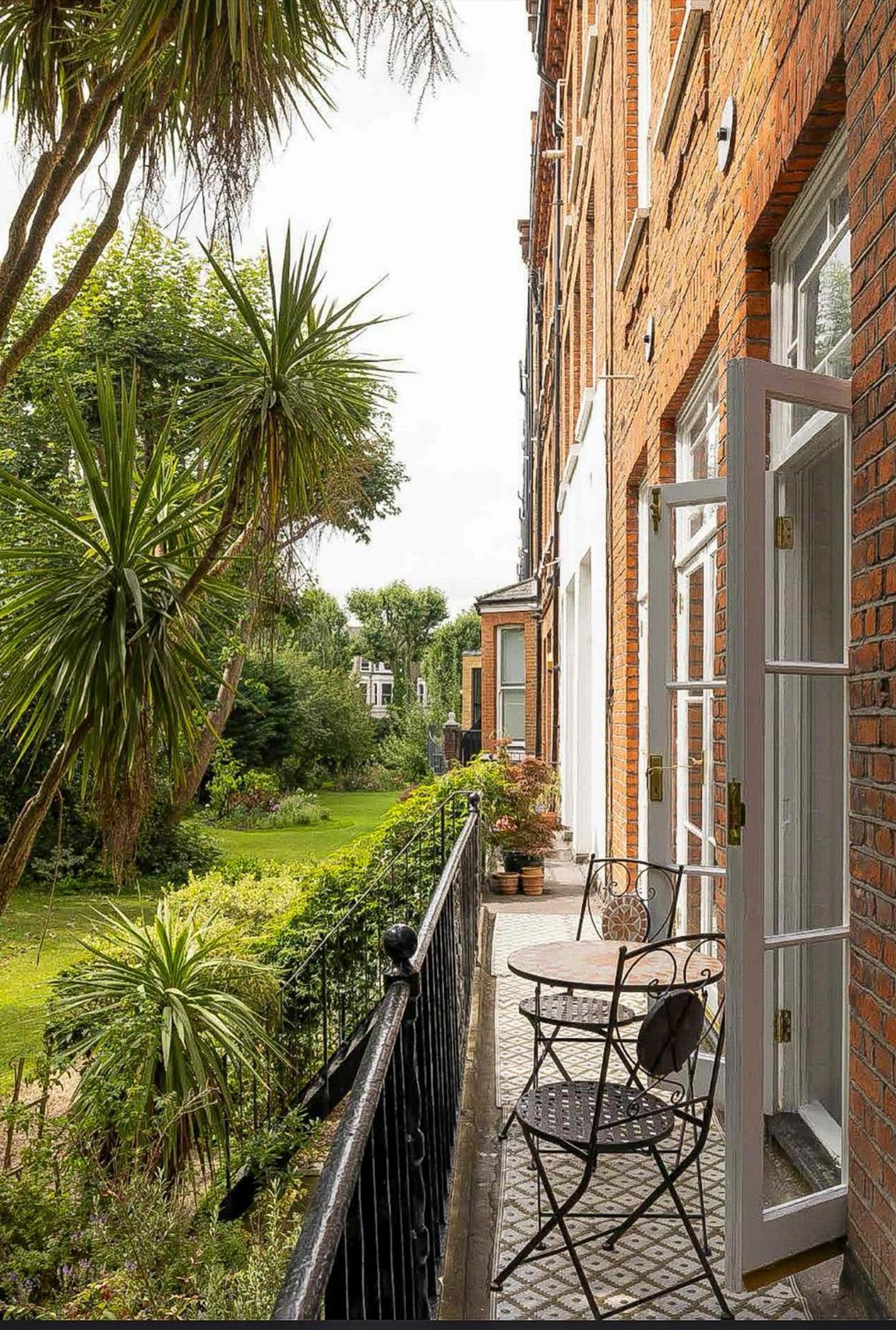 Palatial, Elegant 1000sqft And Garden - Londres