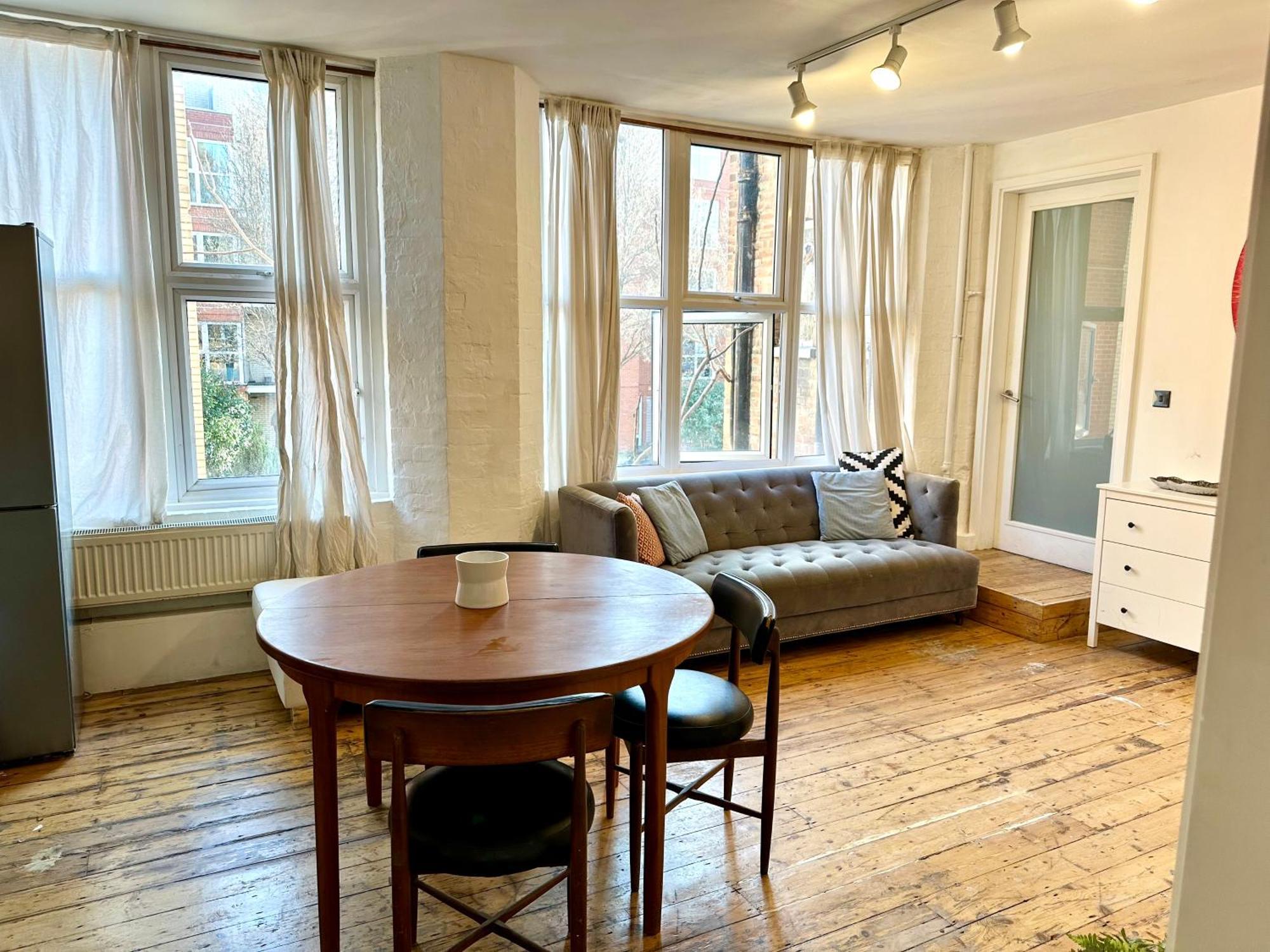 Bright Large Double Bedroom Flat Apartamento *