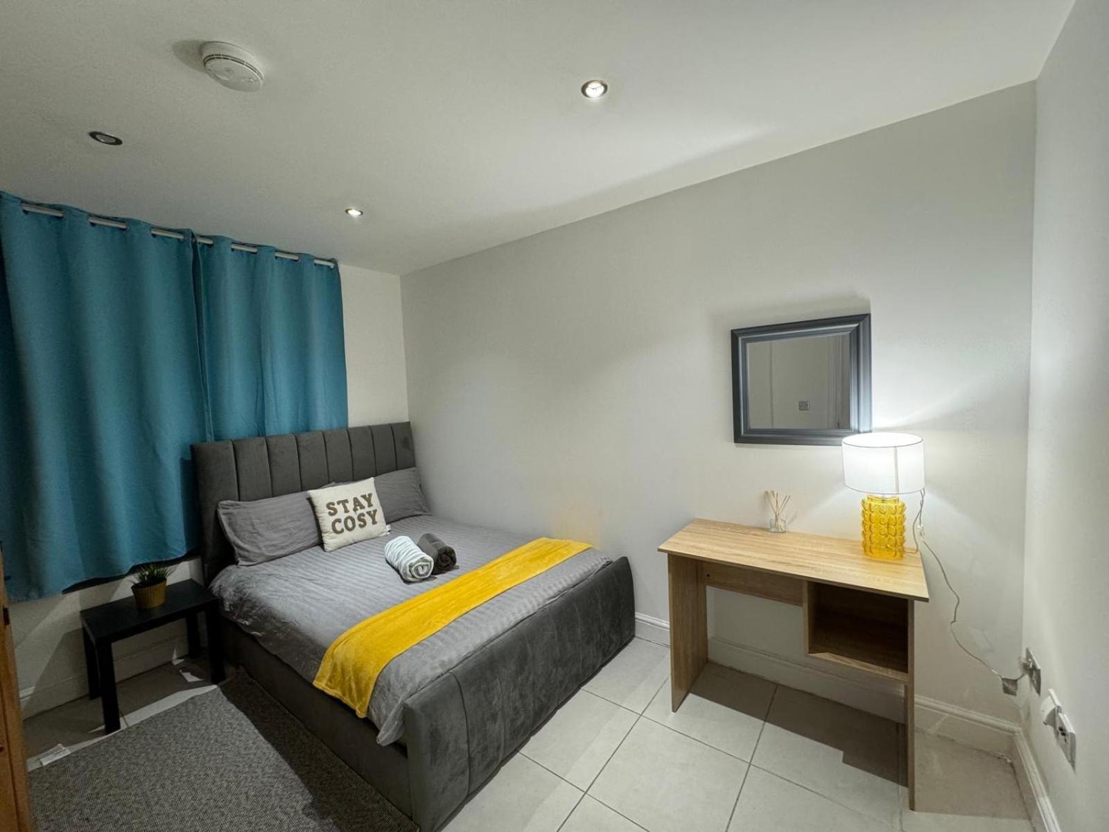 Apartamento Spacious 2 Bedroom Flat In Tower Bridge! E1 *