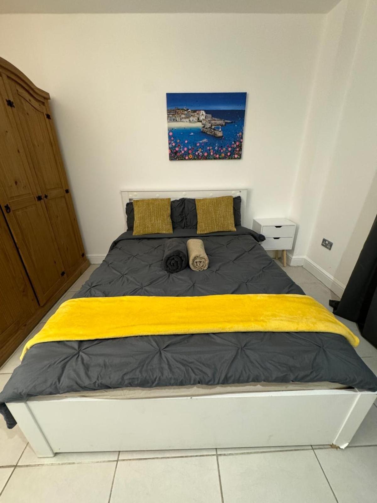 Apartamento Spacious 2 Bedroom Flat In Tower Bridge! E1 *