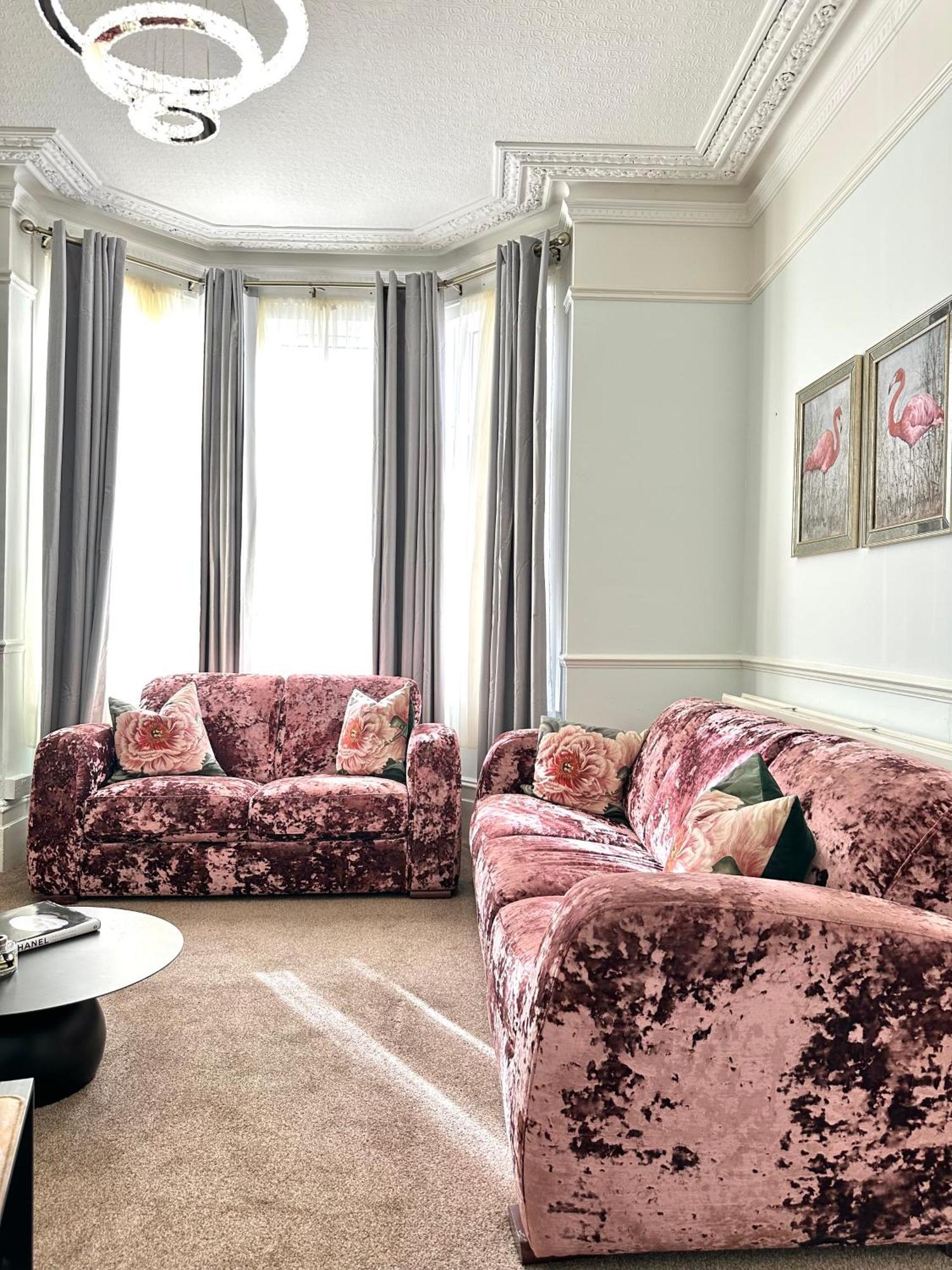 Homestay Luxe 4br Retreat London