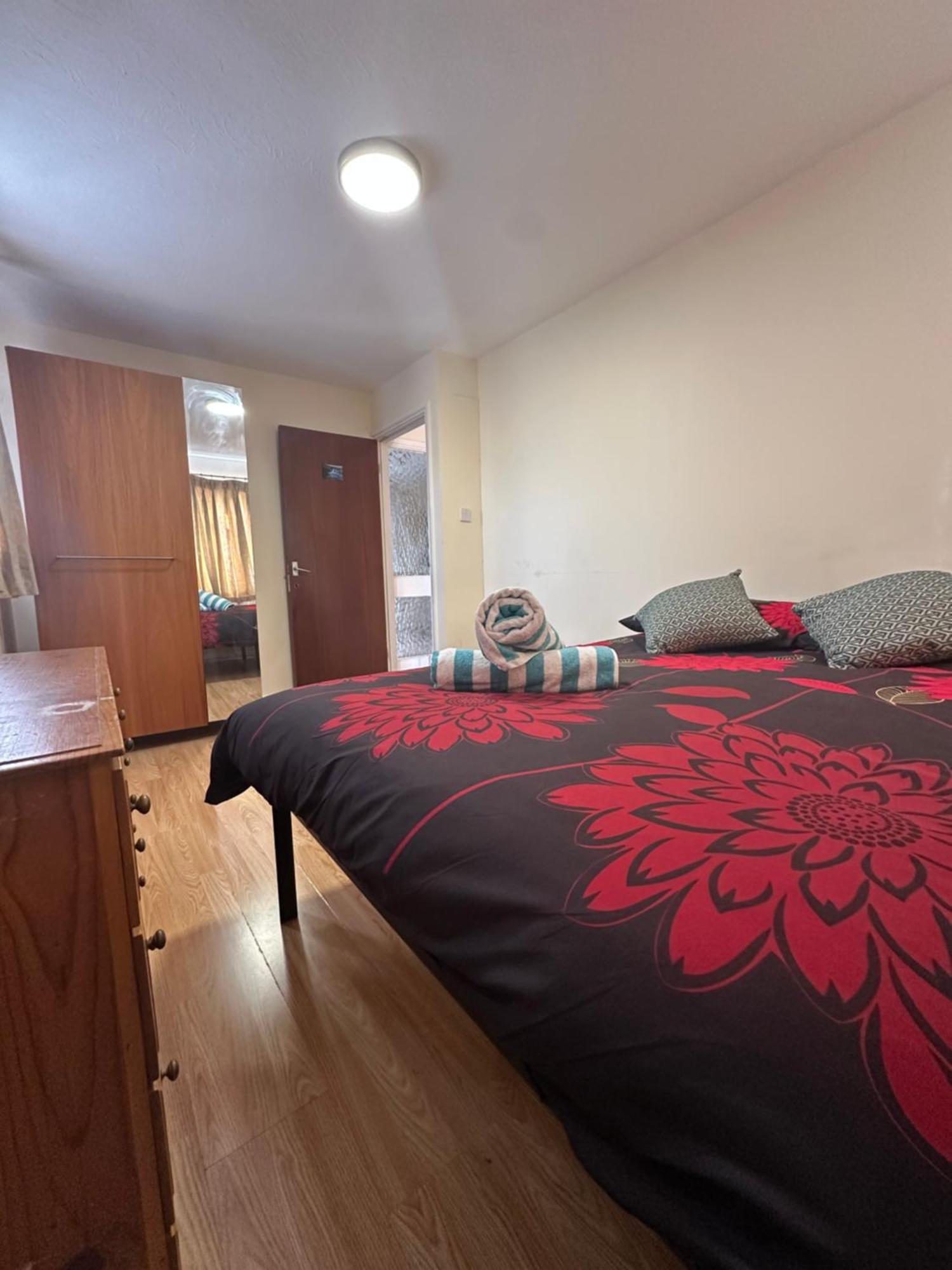 Spacious Double Near Excel Londen