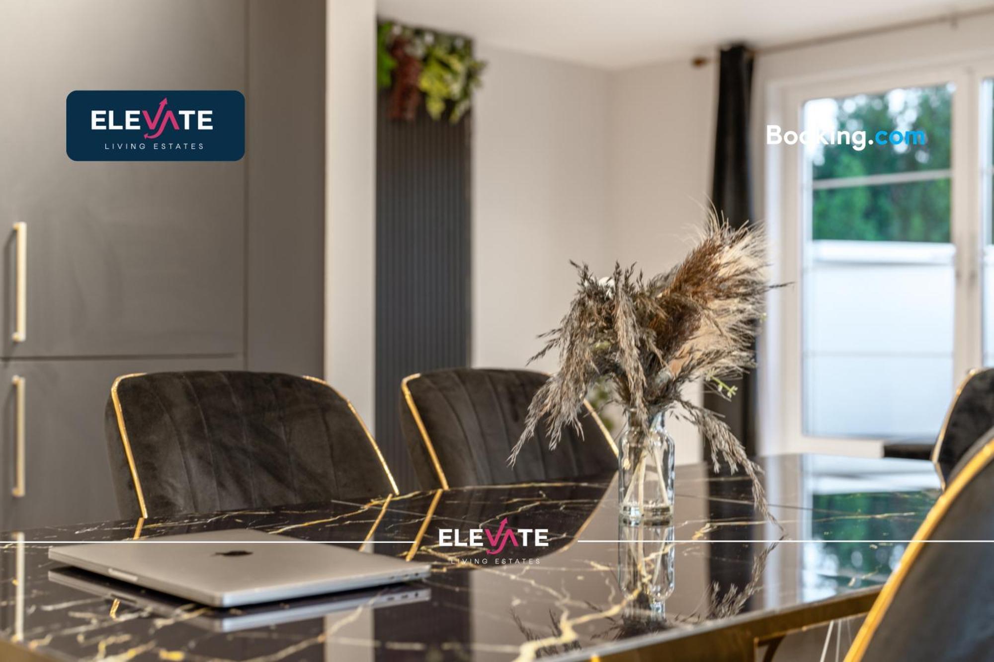 Exclusive Deals L Last-minute Escape L 1 X Super King Bed And 3 Single Beds L Wembley Stadium Location, Free Parking, Sleeps 8 L Elevate Living Estates Short Lets & Serviced Wembley Londen