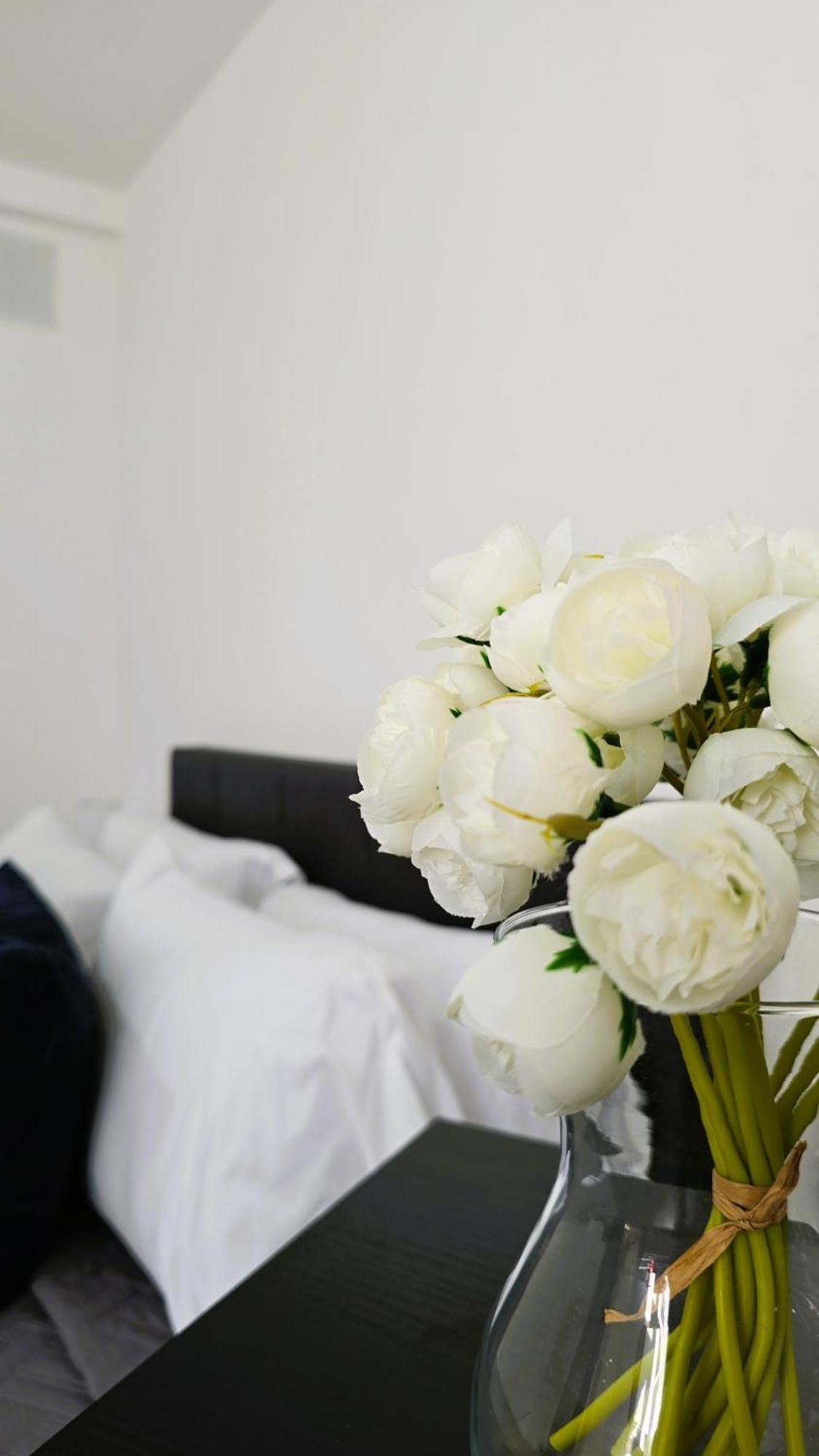 Elegant Flat 4 In London