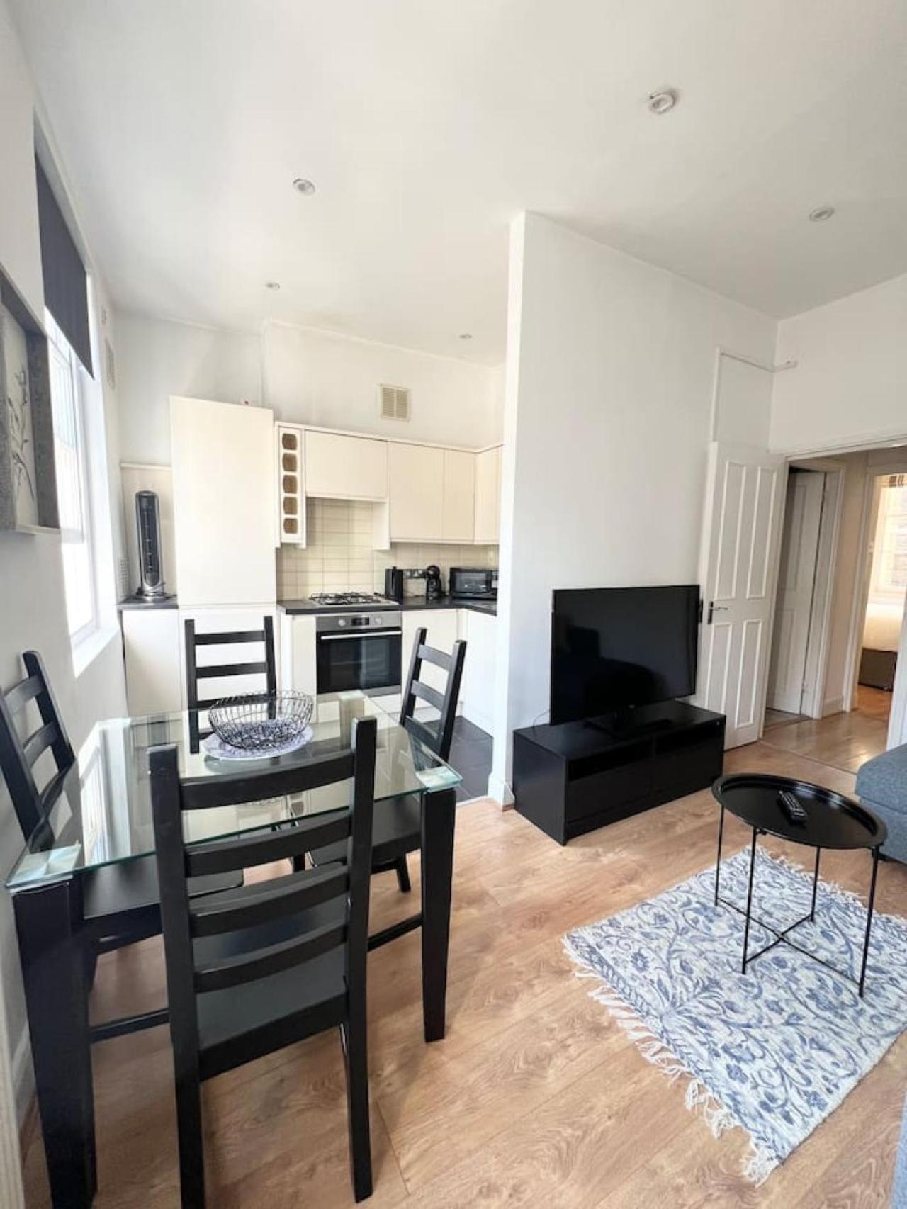 Appartement 2 Bedroom In Paddington Londres