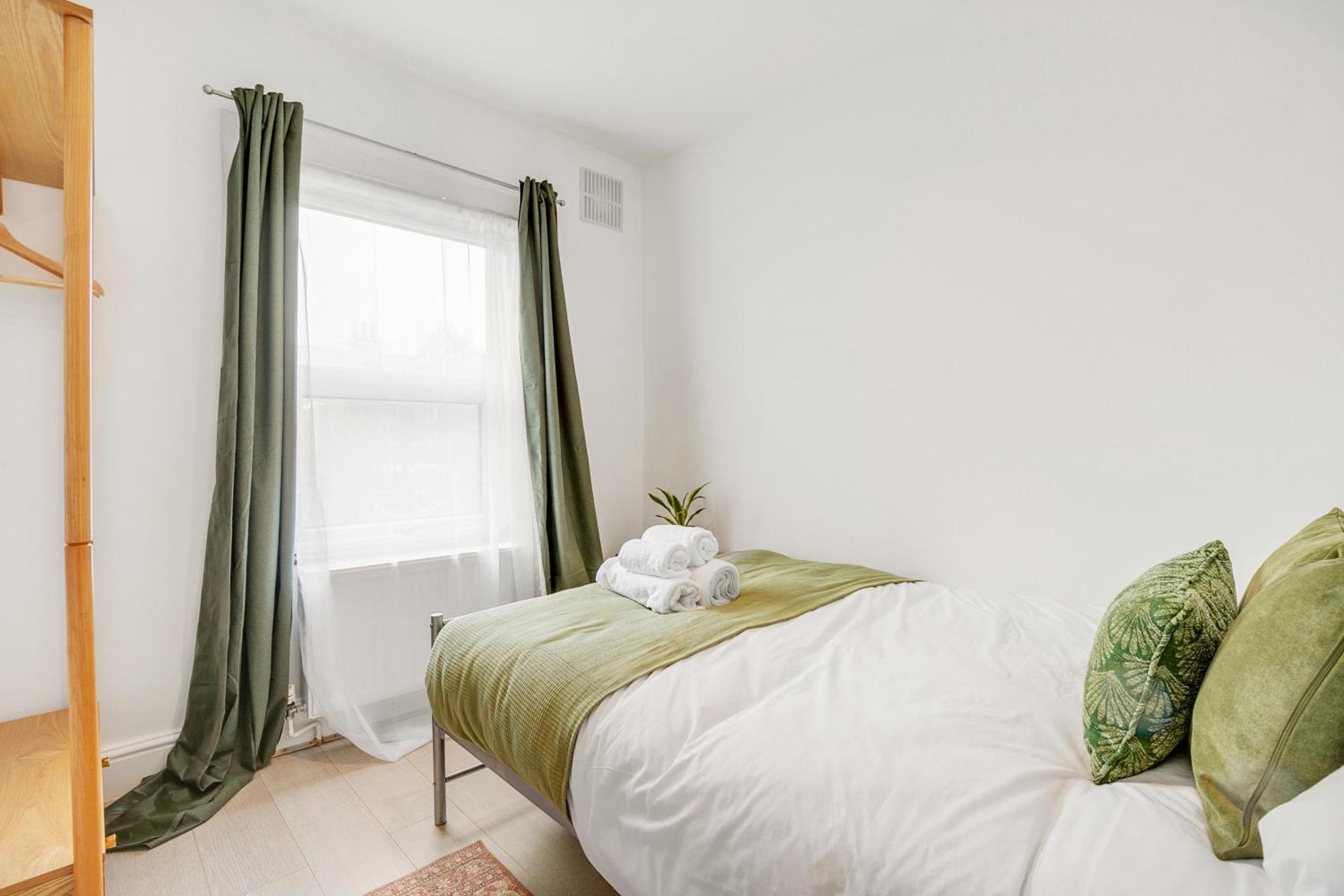 Appartement Spacious House In North London, Very Close To Train Station And Bus Stops, Near Tottenham Stadium & Lots Of Parking Londres