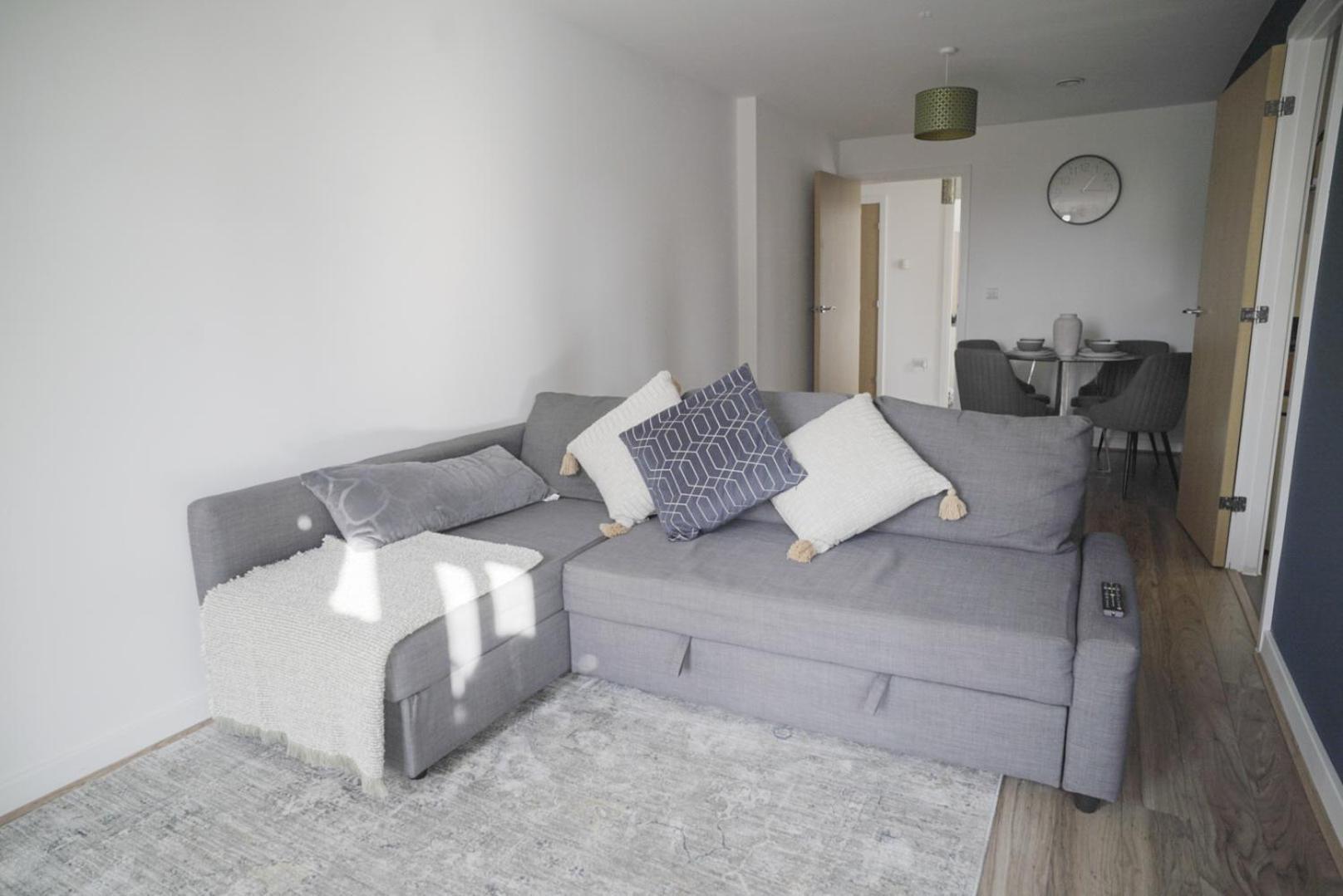 Appartement Stylish & Spacious 2-bed In Hale Village - Perfect For Your Stay! Londres