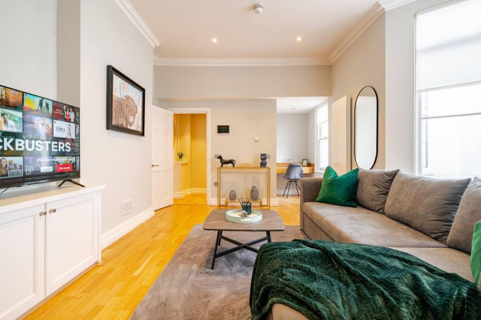 Tranquil And Bright 3 Bed Lux Apartamento