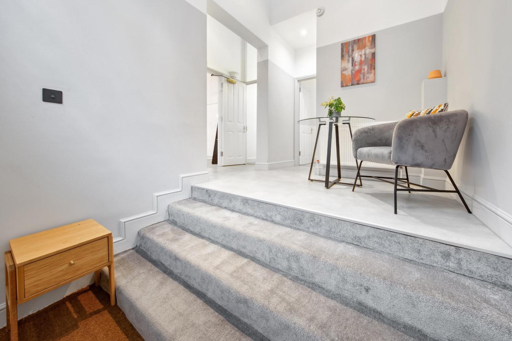Modern 2 Bed Flat - Near Farringdon & Old Street Station - Appartement *
