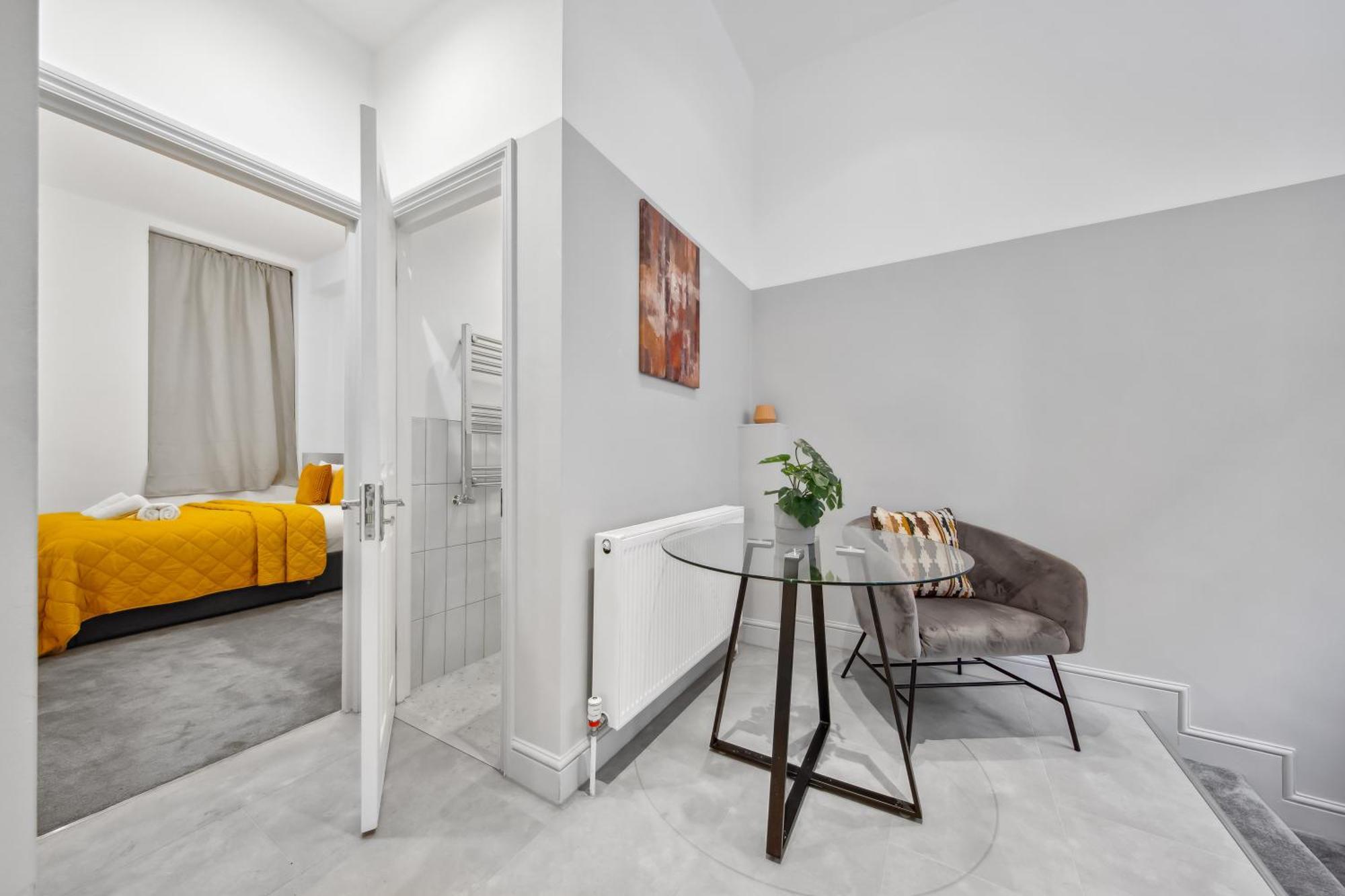 Modern 2 Bed Flat - Near Farringdon & Old Street Station - Appartement Londres