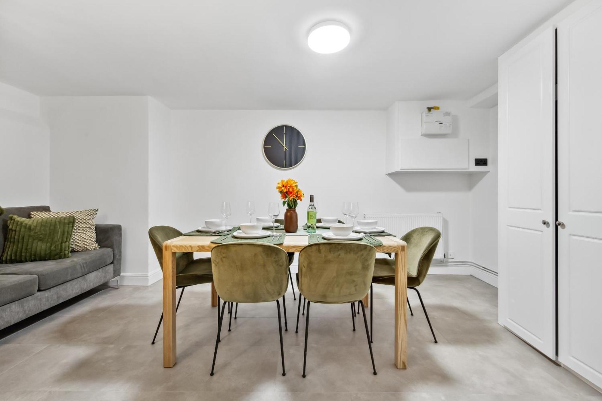 Modern 2 Bed Flat - Near Farringdon & Old Street Station - Appartement