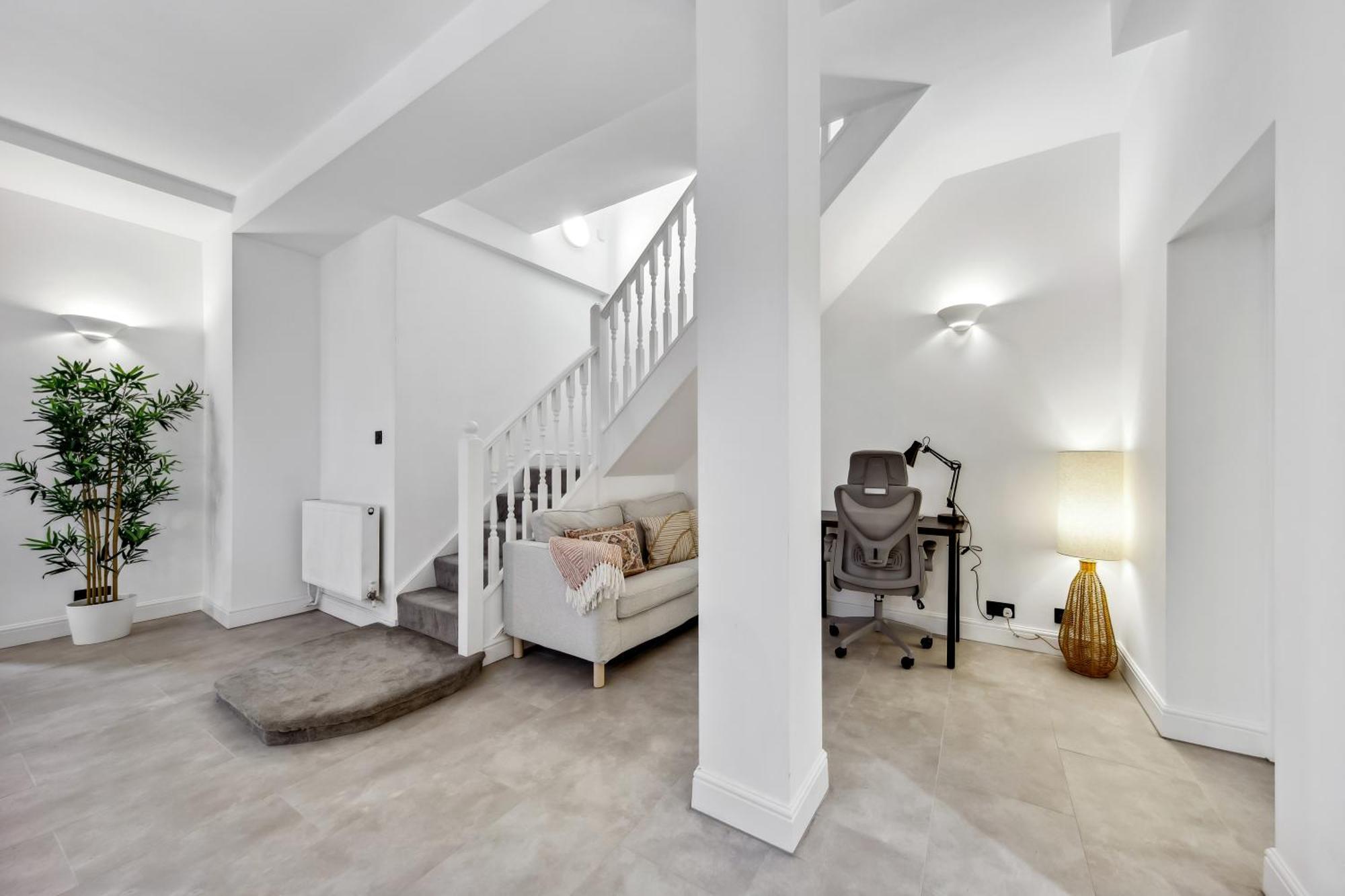 Modern 2 Bed Flat - Near Farringdon & Old Street Station - Appartement *