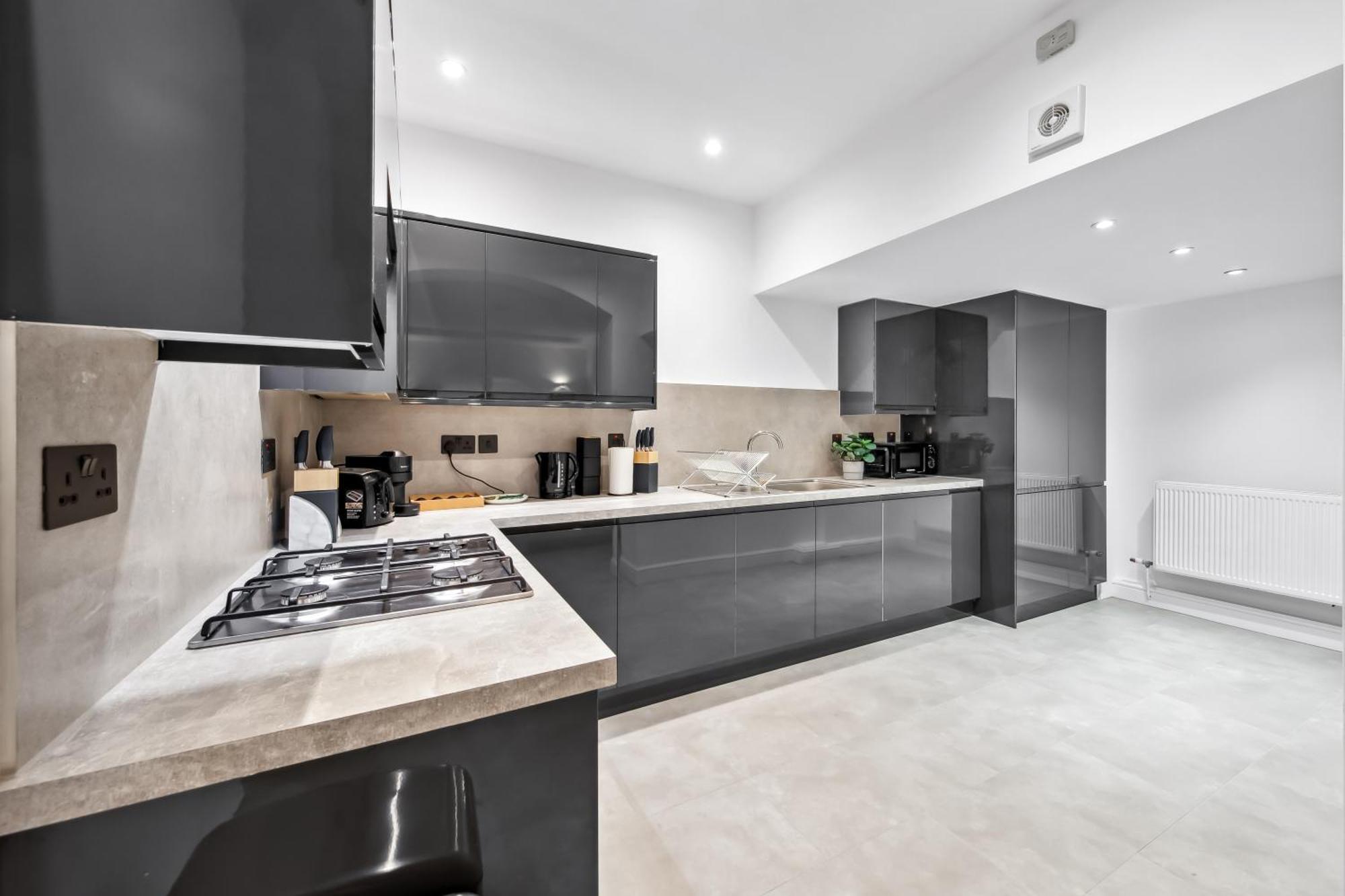 Modern 2 Bed Flat - Near Farringdon & Old Street Station - Appartement