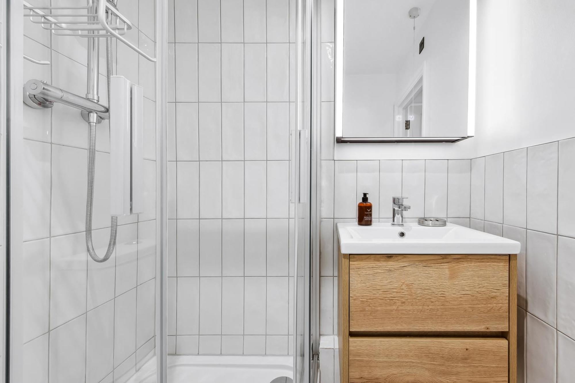 Modern 2 Bed Flat - Near Farringdon & Old Street Station - * Londres