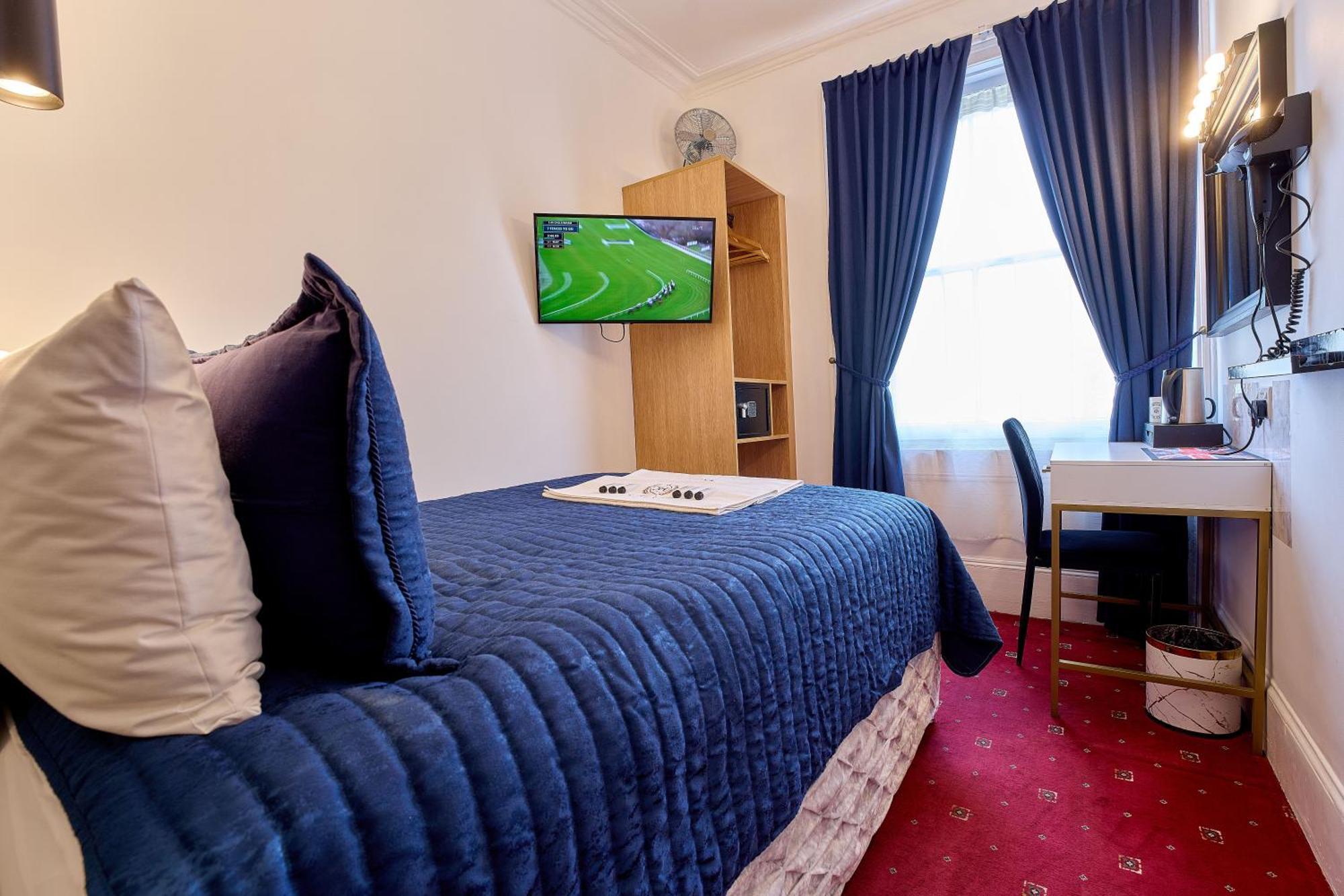 Hotel Jubilee Victoria 3*