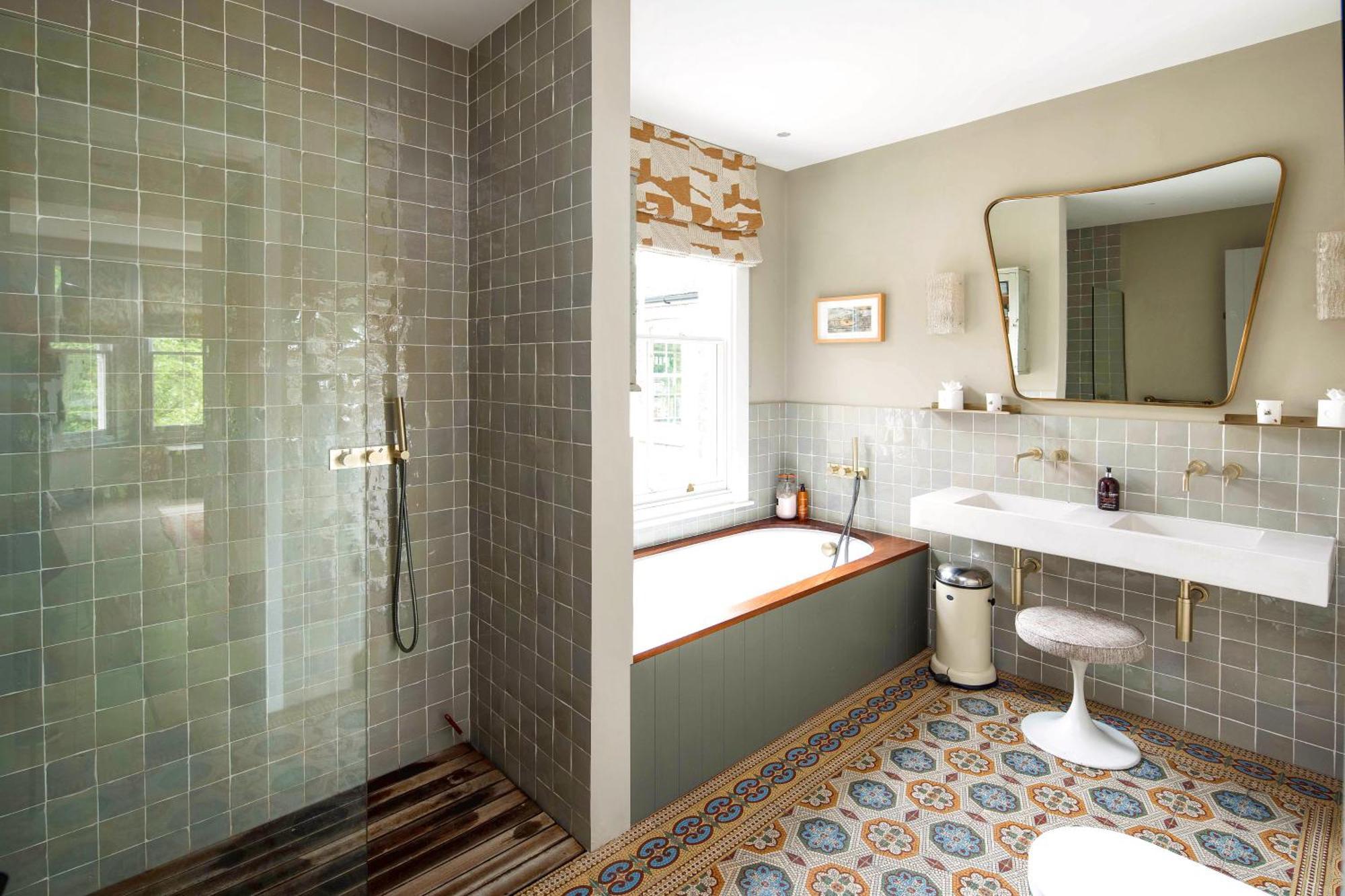 Ferienhaus Stylish 4-bedroom Near Notting Hill London