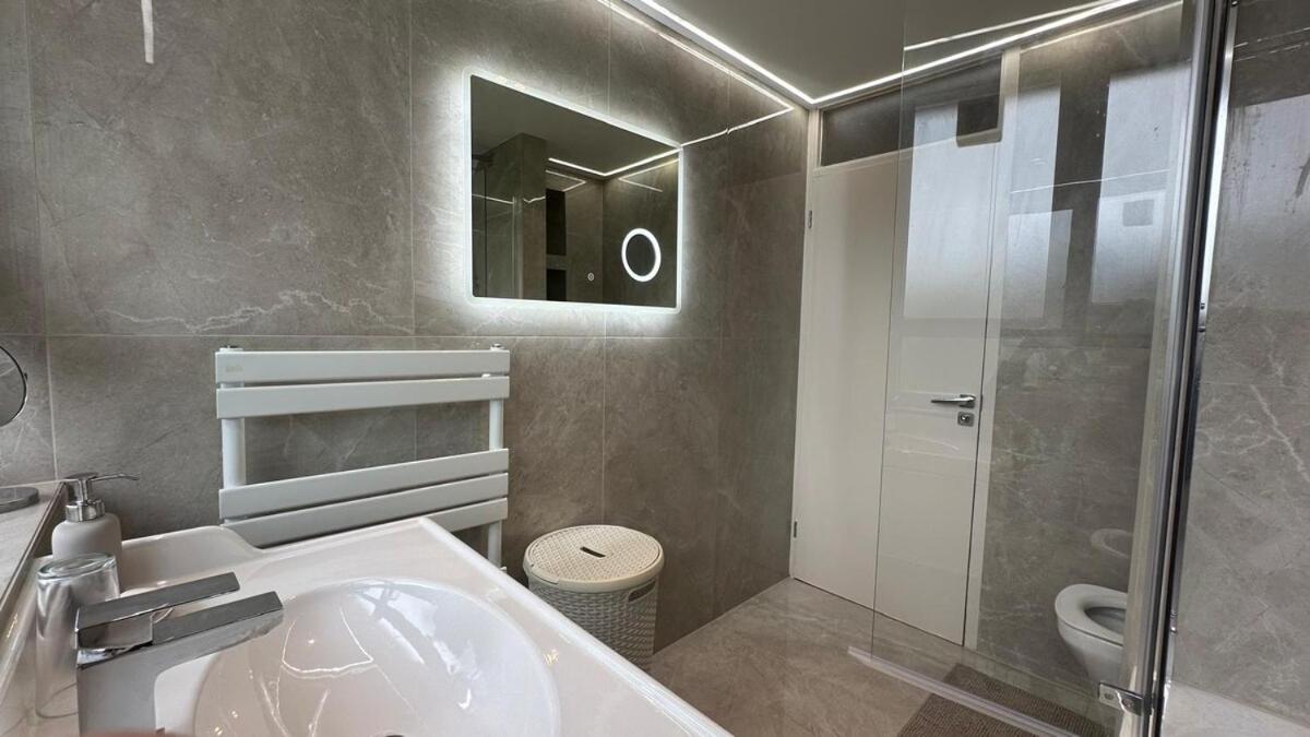4 Bedroom Flat Near Parks&transportation - 7 Ppl Appartement *