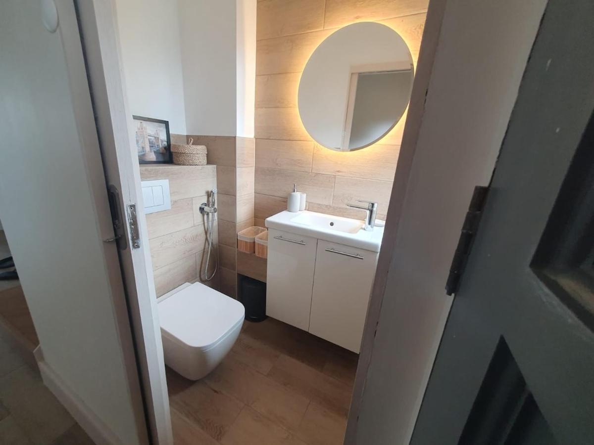 4 Bedroom Flat Near Parks&transportation - 7 Ppl Appartement