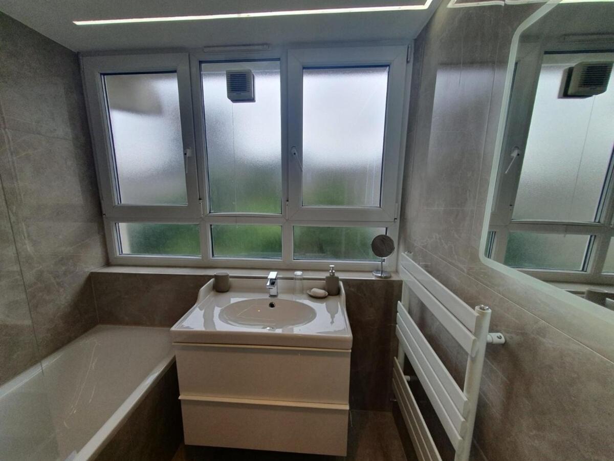 4 Bedroom Flat Near Parks&transportation - 7 Ppl Appartement