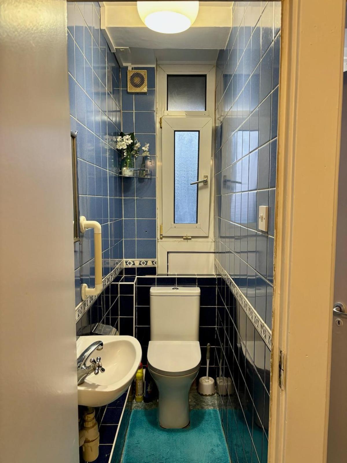 Spacious 3 Bedroom By Brick Lane * Londres