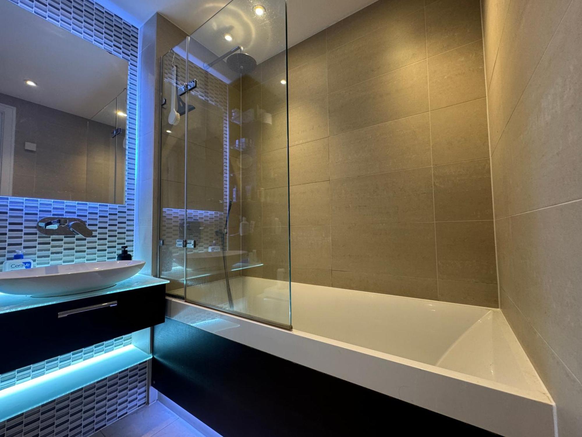 Modern In Lambeth With Views *