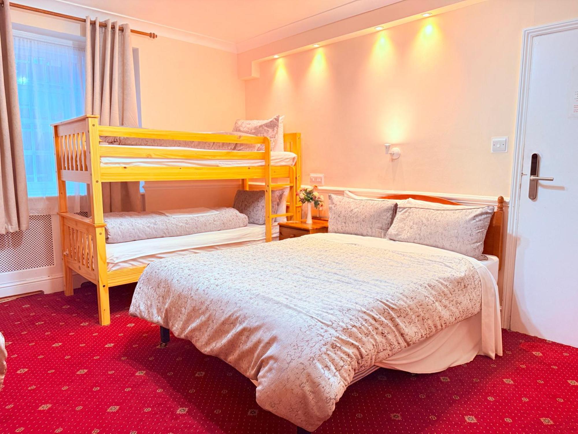Pensión Europa House Hotel, Paddington 2*