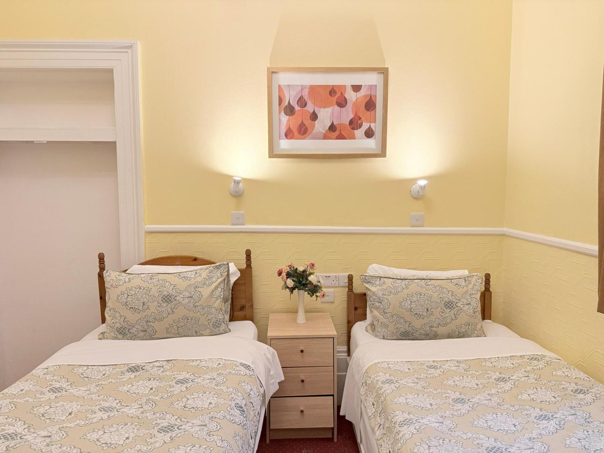 Pensión Europa House Hotel, Paddington 2*