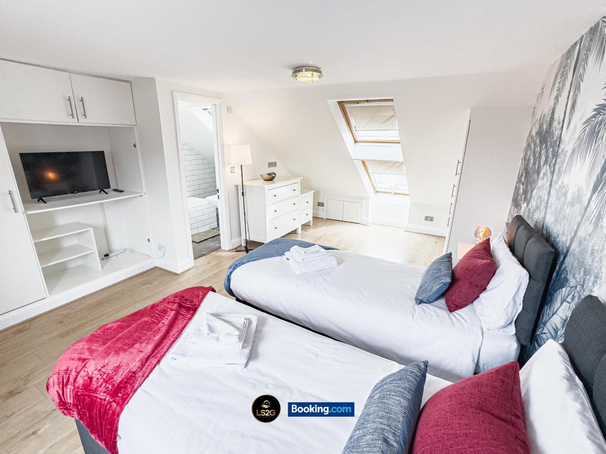 Stunning House By Ls2g Short Lets & Serviced Greater With Free Wifi Сasa de vacaciones