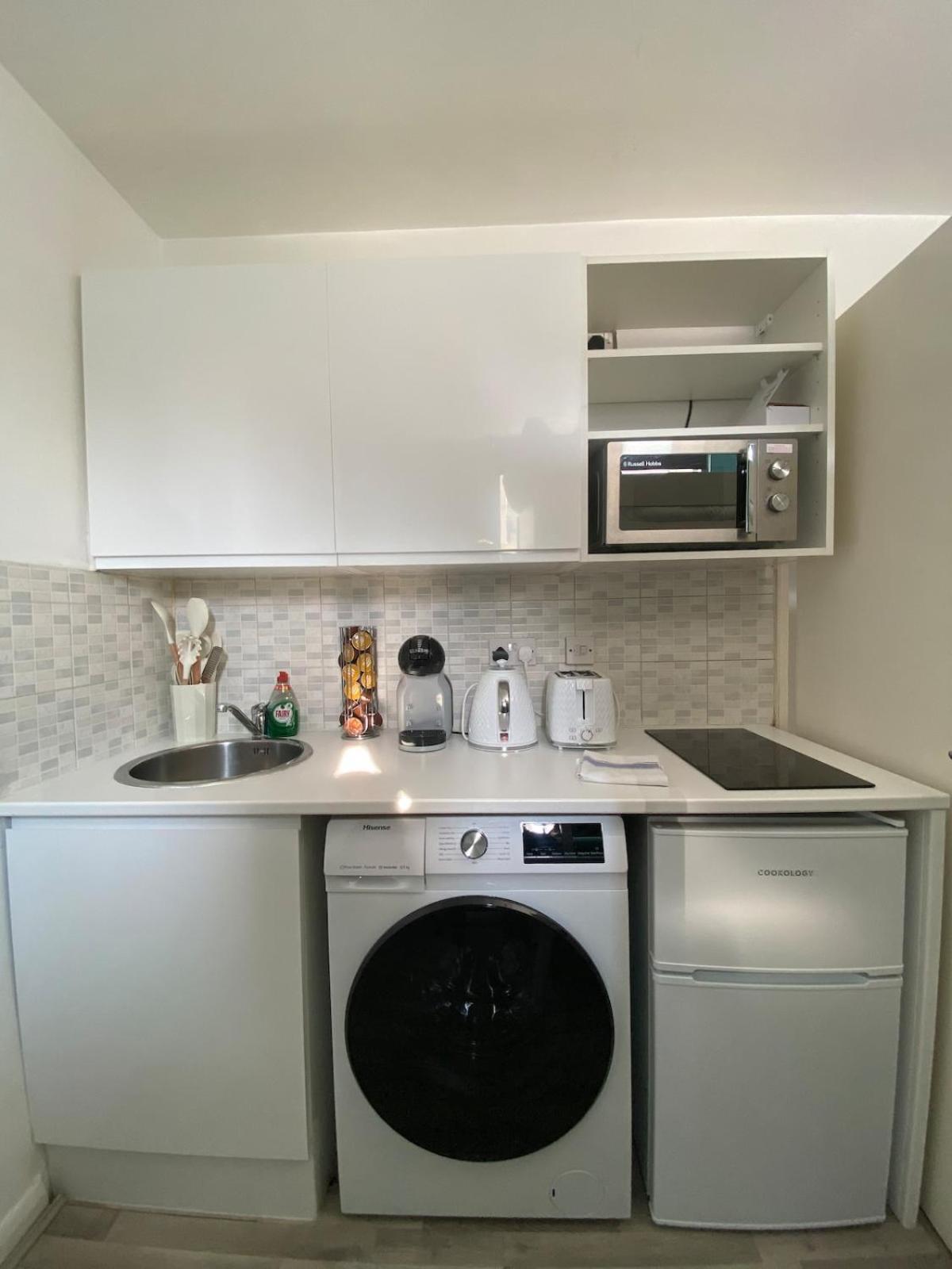 Bright And Compact In The Heart Of Apartamento